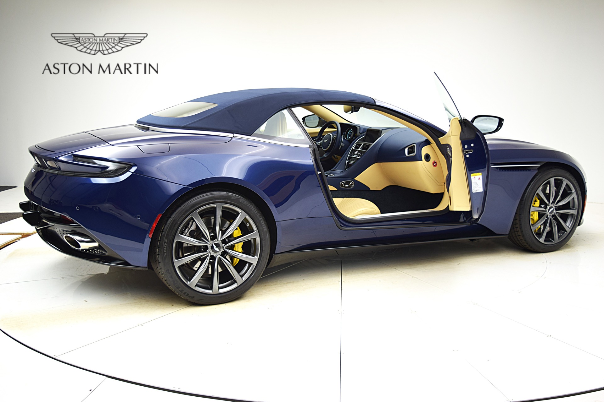 Used 2019 Aston Martin DB11 | St. Petersburg, FL