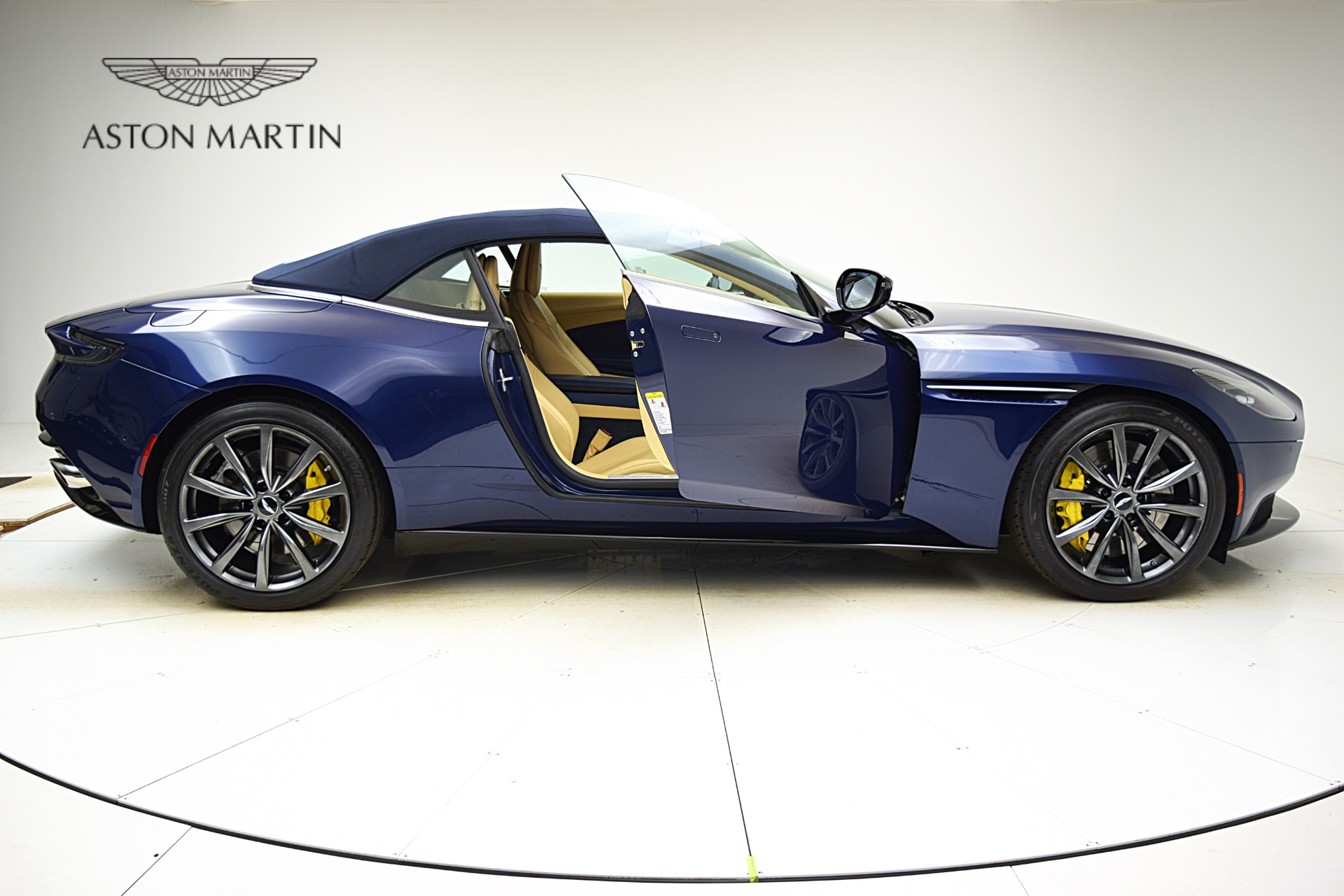 Used 2019 Aston Martin DB11 | St. Petersburg, FL
