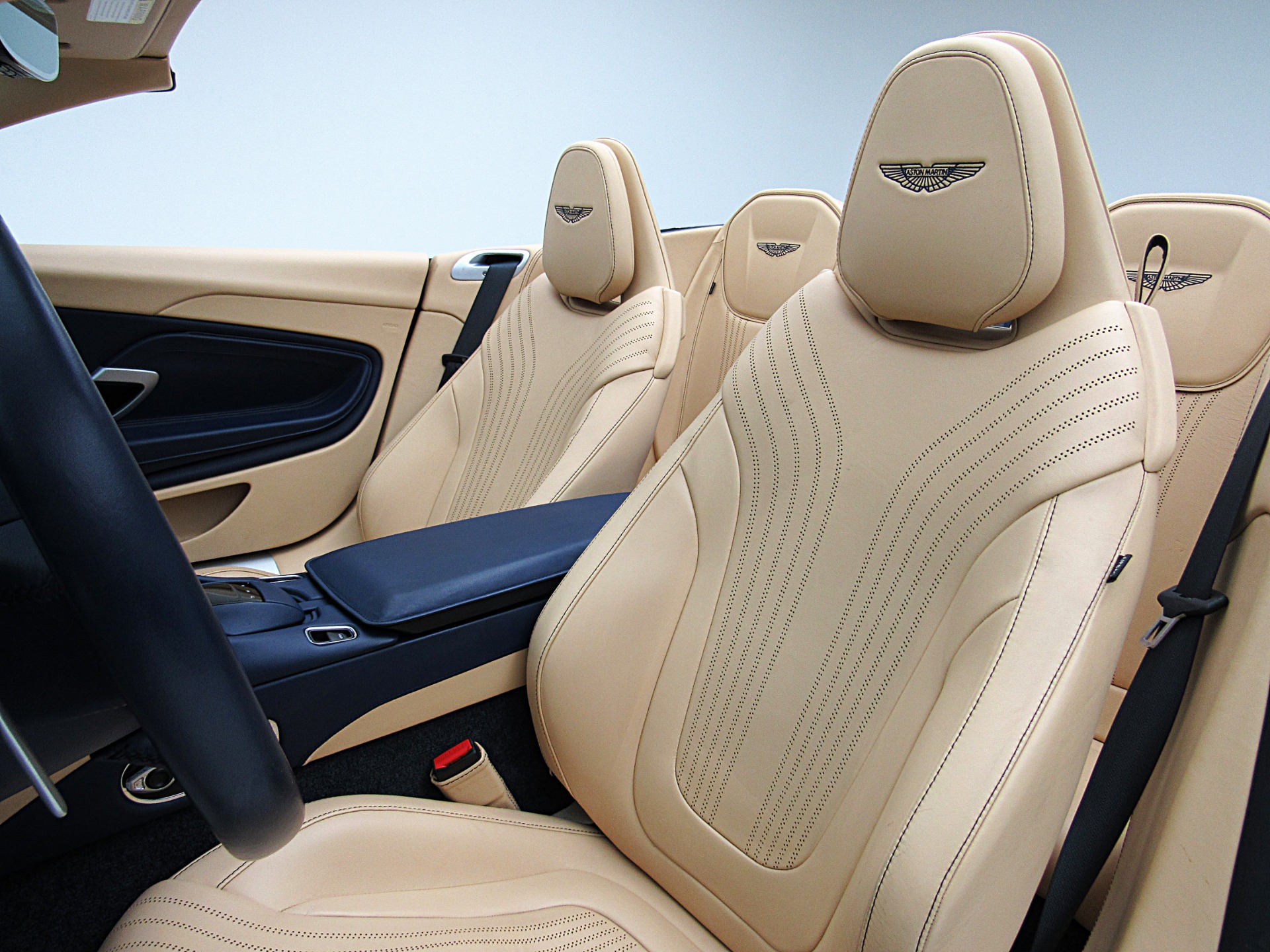 Used 2019 Aston Martin DB11 | St. Petersburg, FL