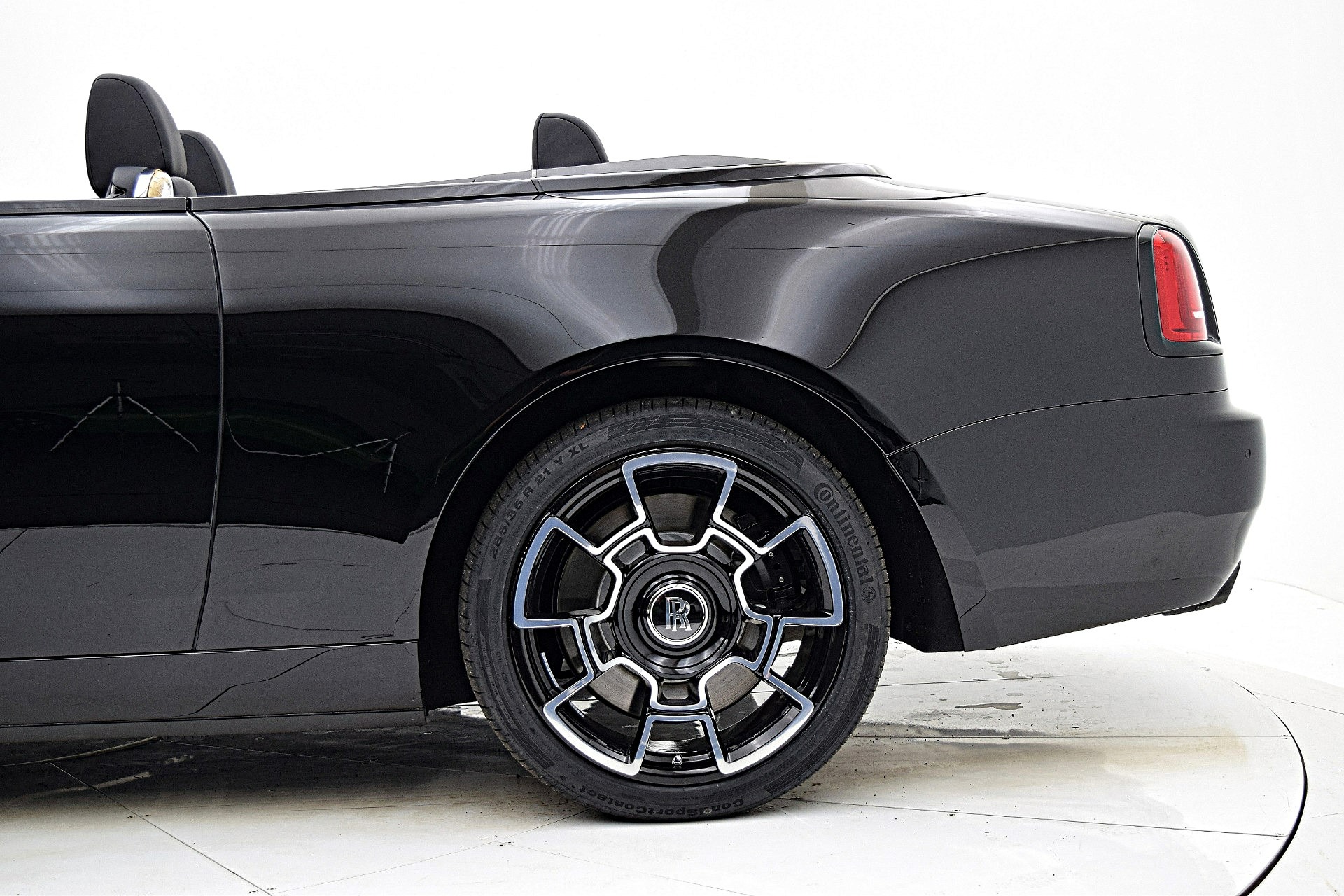 Used 2019 Rolls-Royce Black Badge Dawn / LEASE OPTIONS AVAILABLE | St. Petersburg, FL