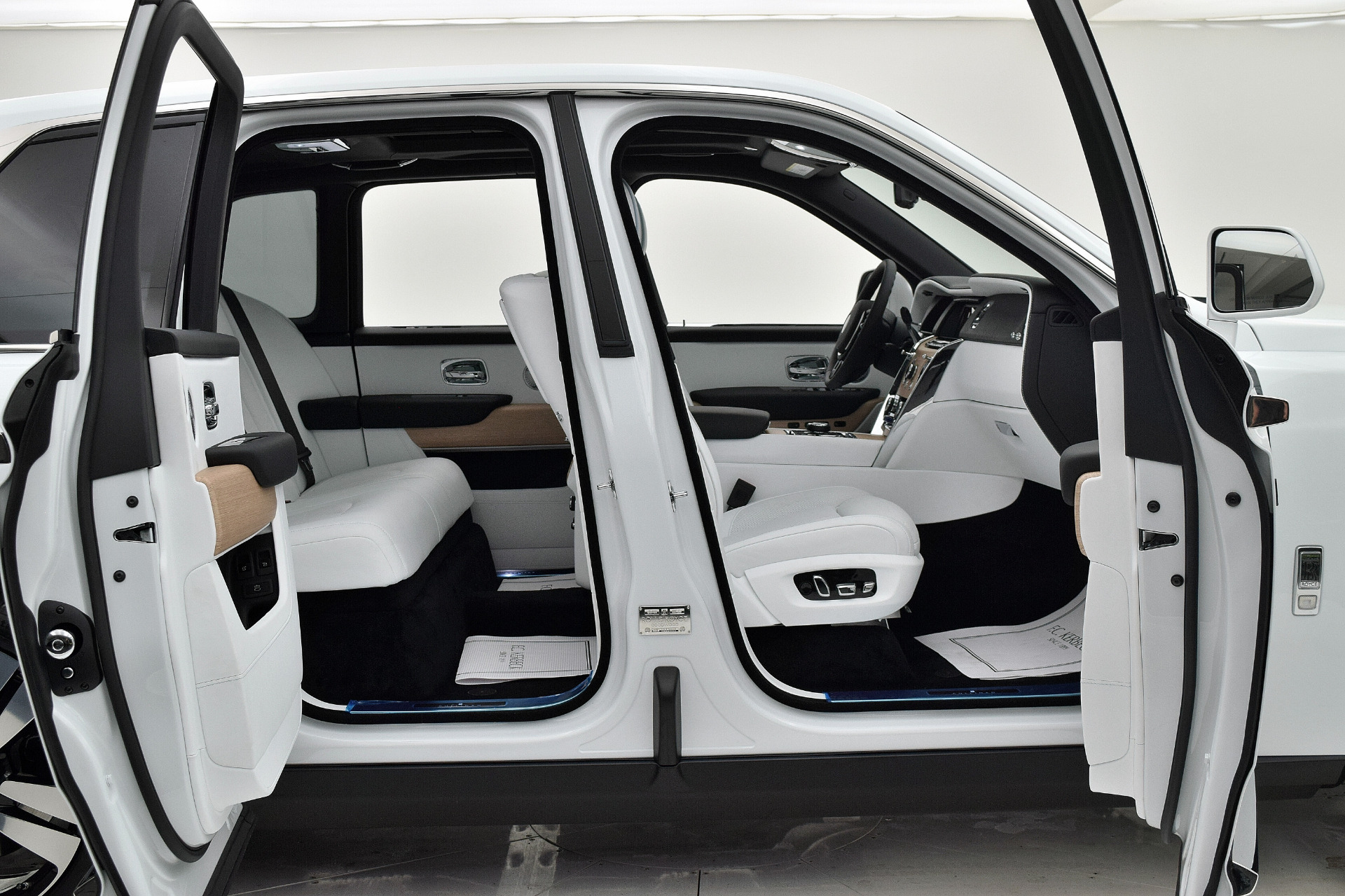 Used 2019 Rolls-Royce Cullinan | St. Petersburg, FL