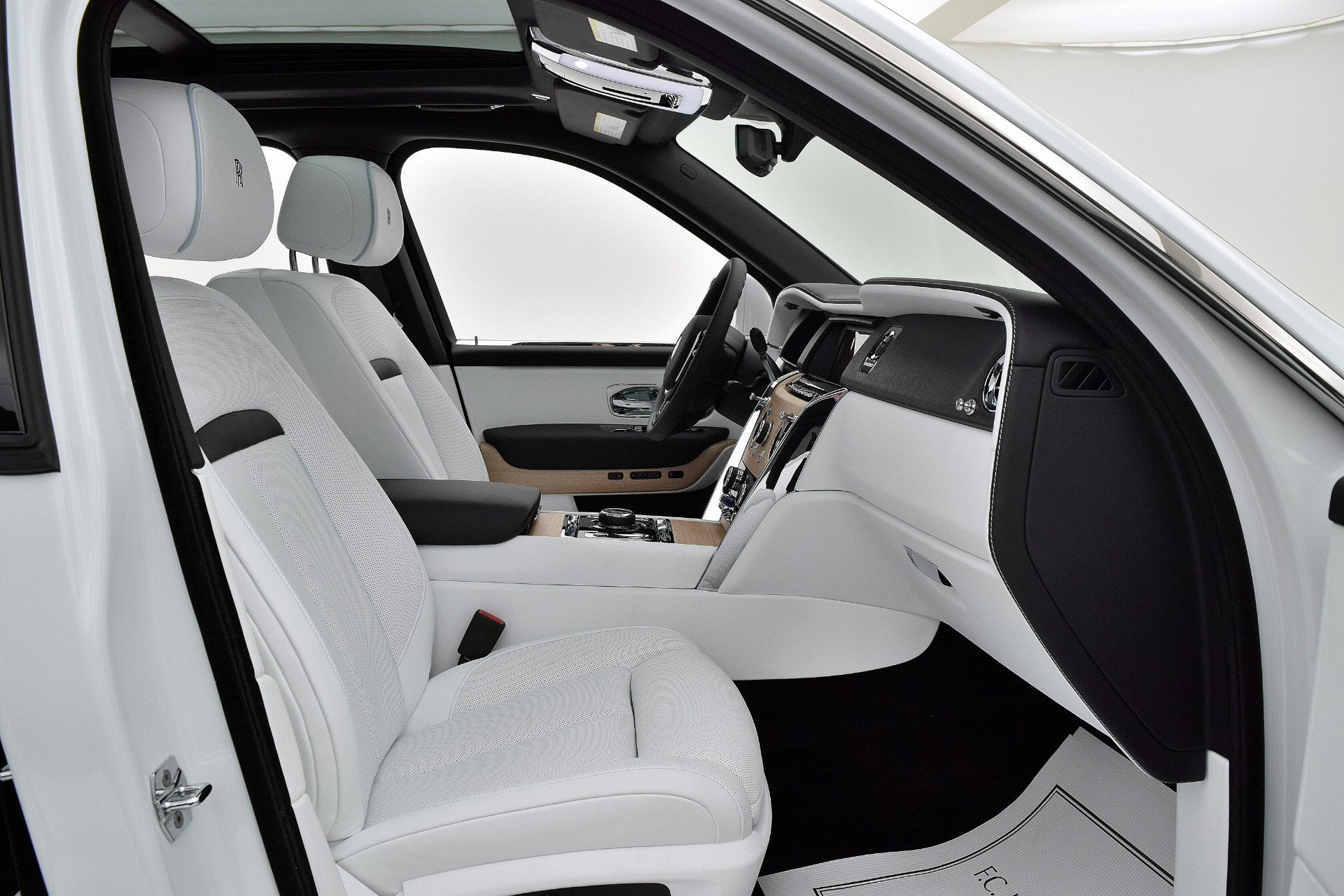 Used 2019 Rolls-Royce Cullinan | St. Petersburg, FL