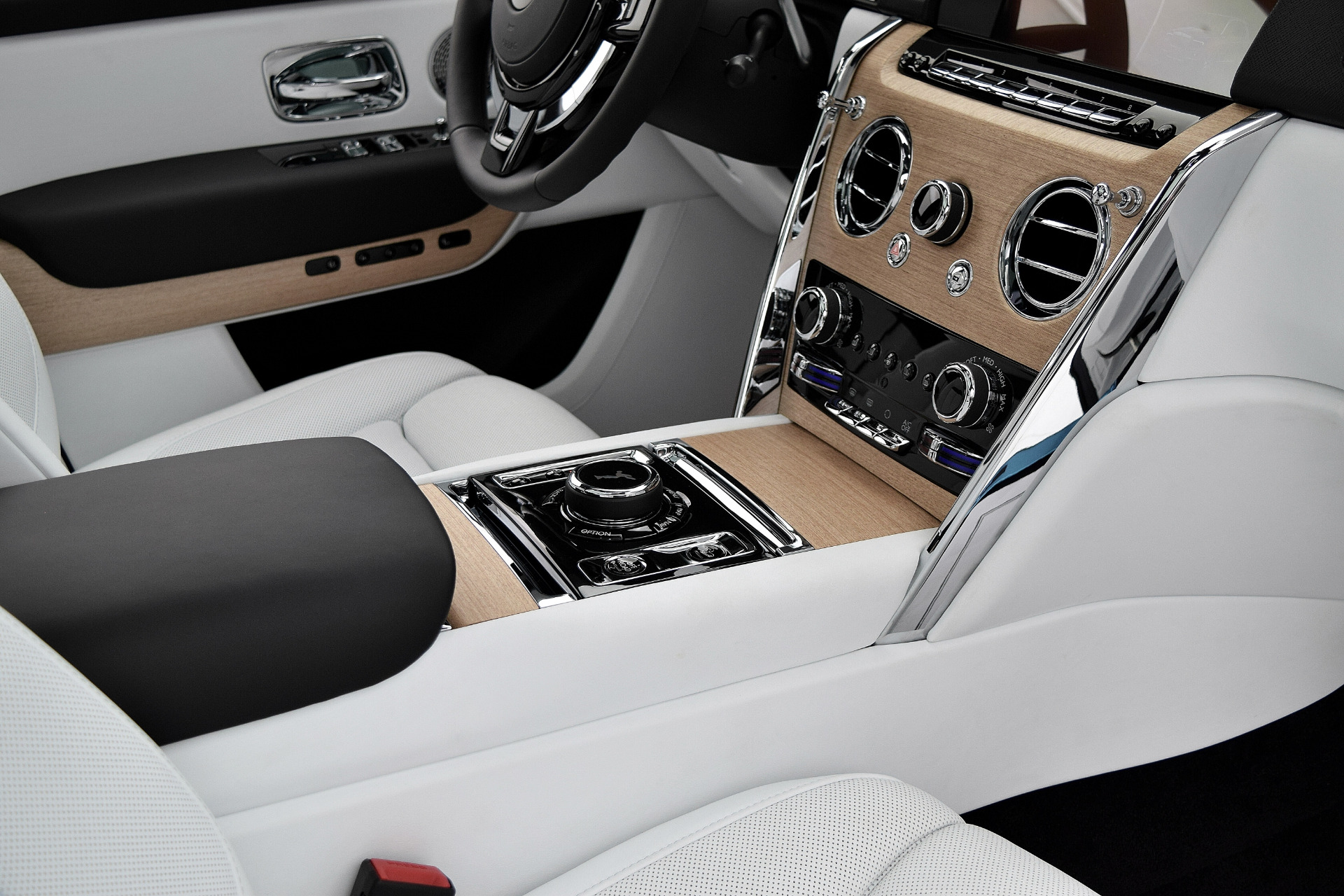 Used 2019 Rolls-Royce Cullinan | St. Petersburg, FL
