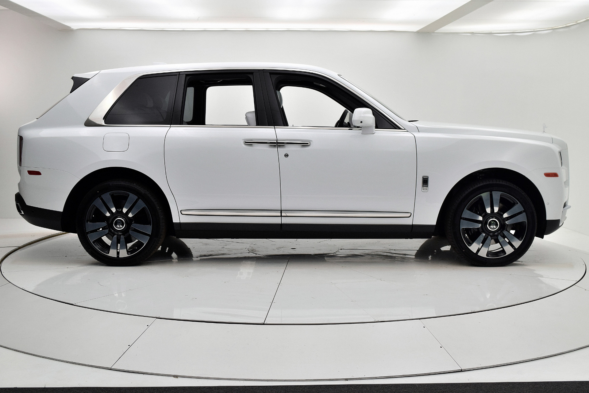 Used 2019 Rolls-Royce Cullinan | St. Petersburg, FL