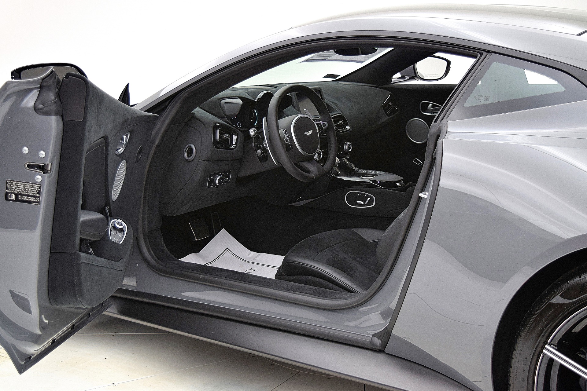 Used 2020 Aston Martin Vantage | St. Petersburg, FL