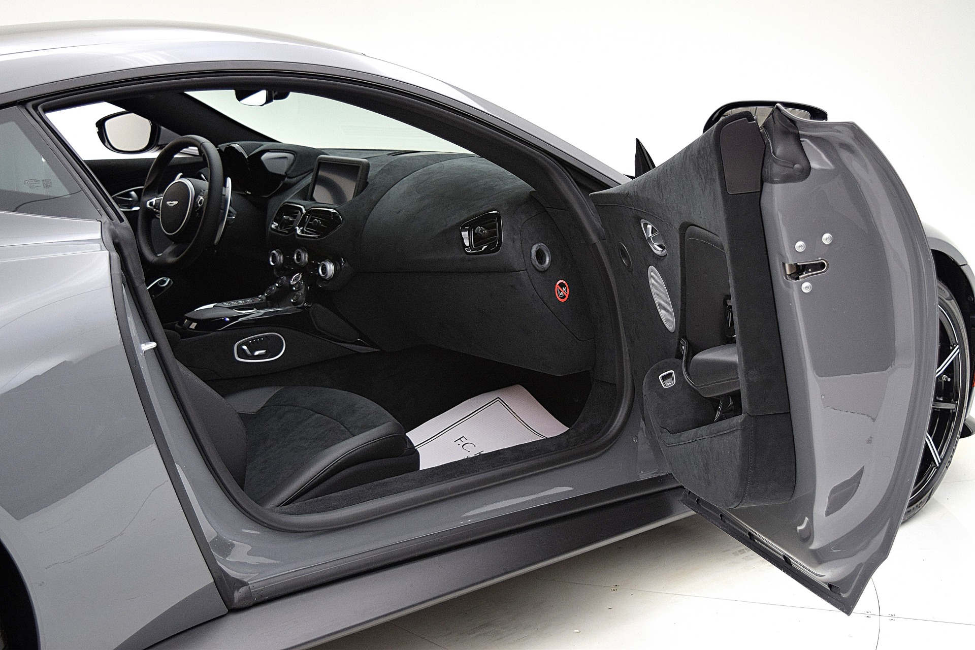 Used 2020 Aston Martin Vantage | St. Petersburg, FL
