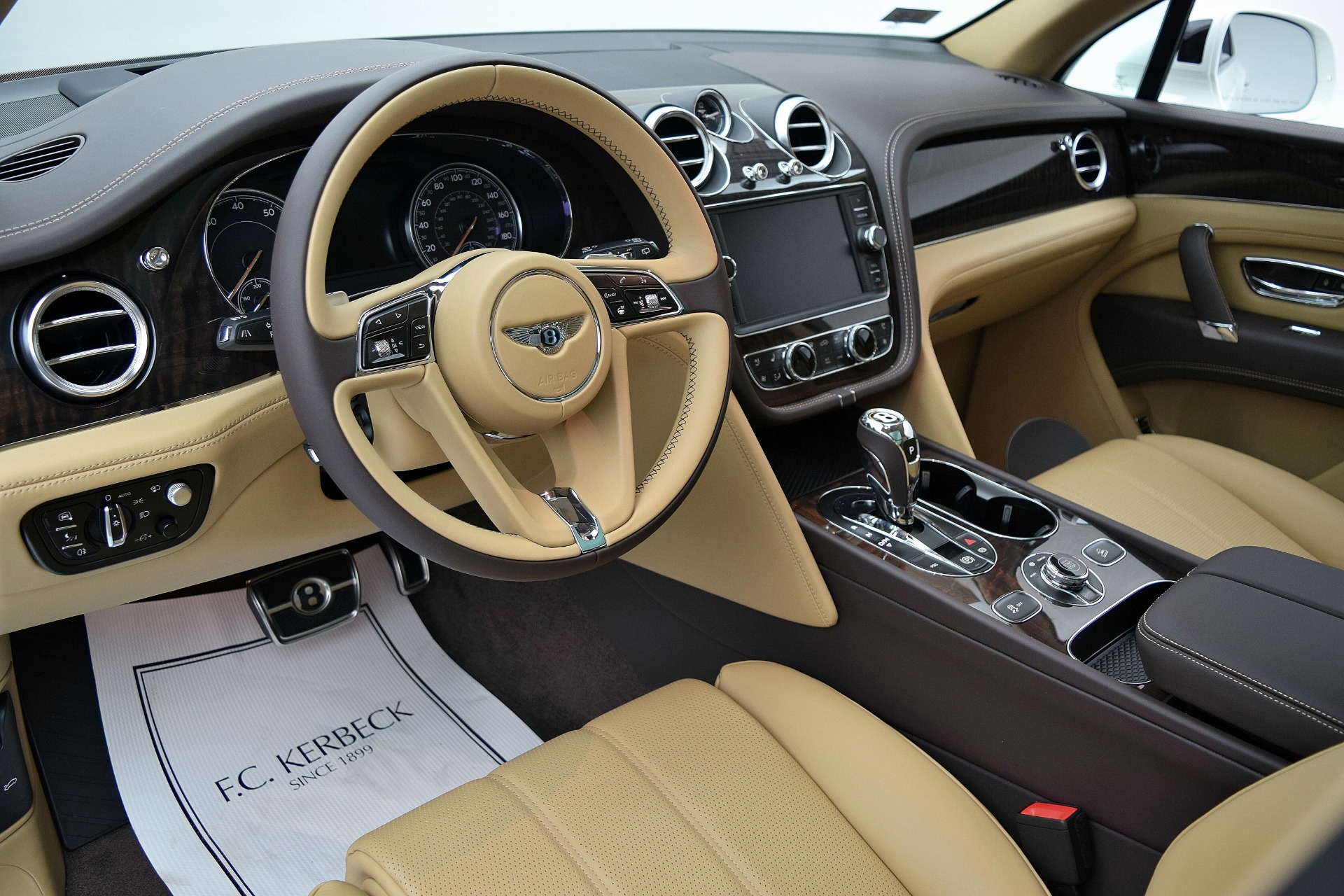 Used 2020 Bentley Bentayga V8 / LEASE OPTIONS AVAILABLE | St. Petersburg, FL