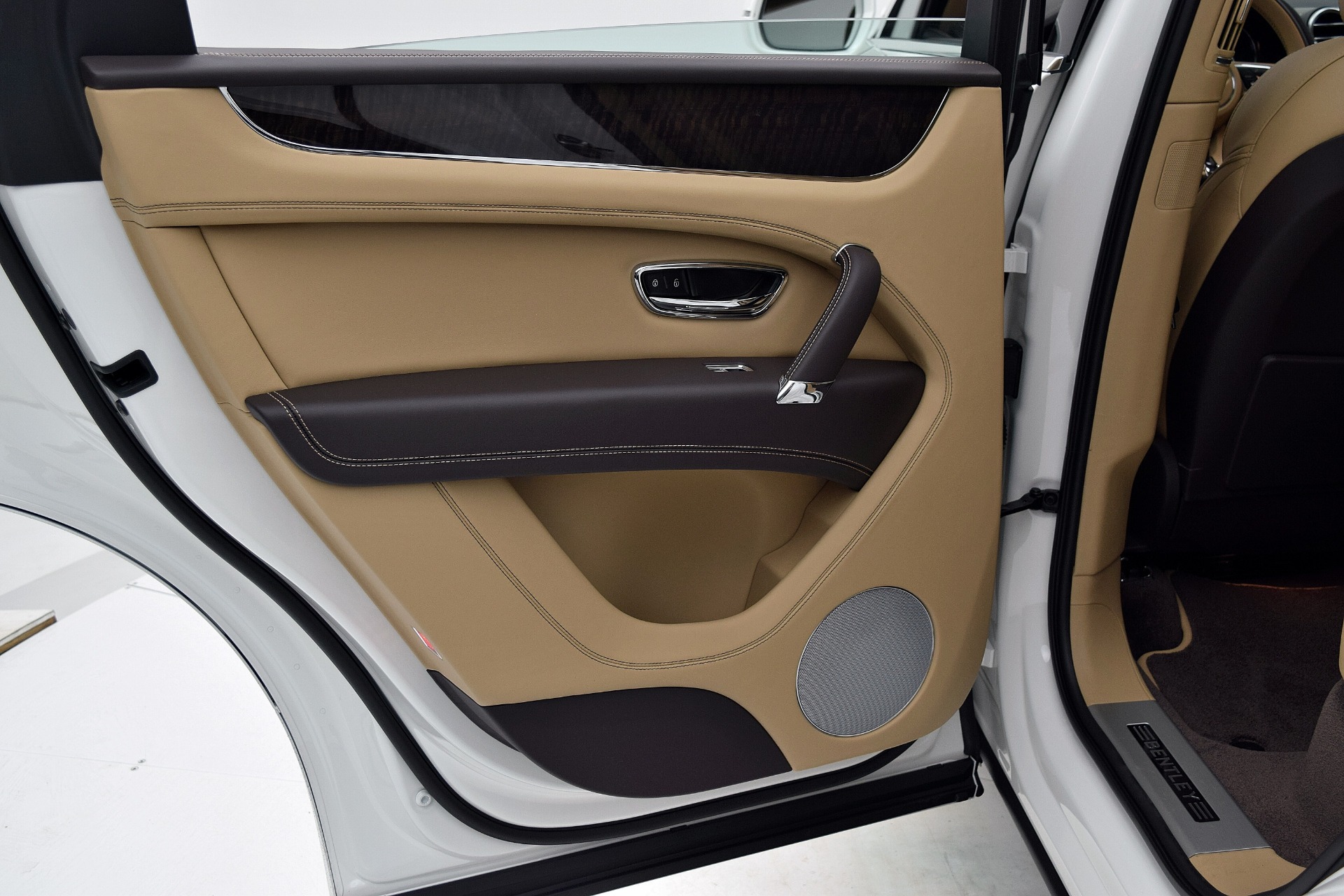 Used 2020 Bentley Bentayga V8 / LEASE OPTIONS AVAILABLE | St. Petersburg, FL