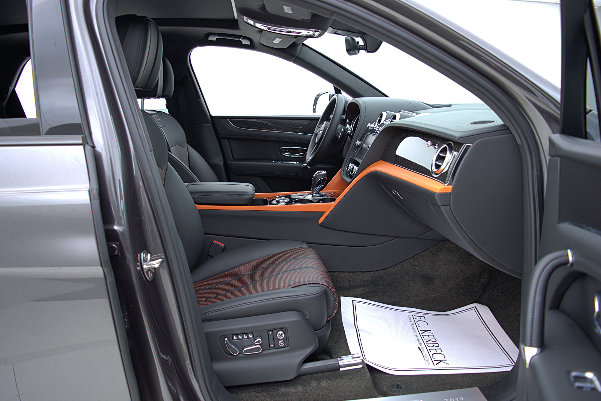 Used 2020 Bentley Bentayga V8 Design Series / LEASE OPTIONS AVAILABLE | St. Petersburg, FL