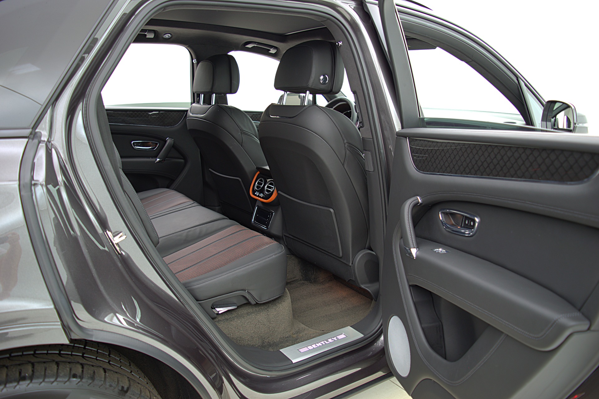 Used 2020 Bentley Bentayga V8 Design Series / LEASE OPTIONS AVAILABLE | St. Petersburg, FL