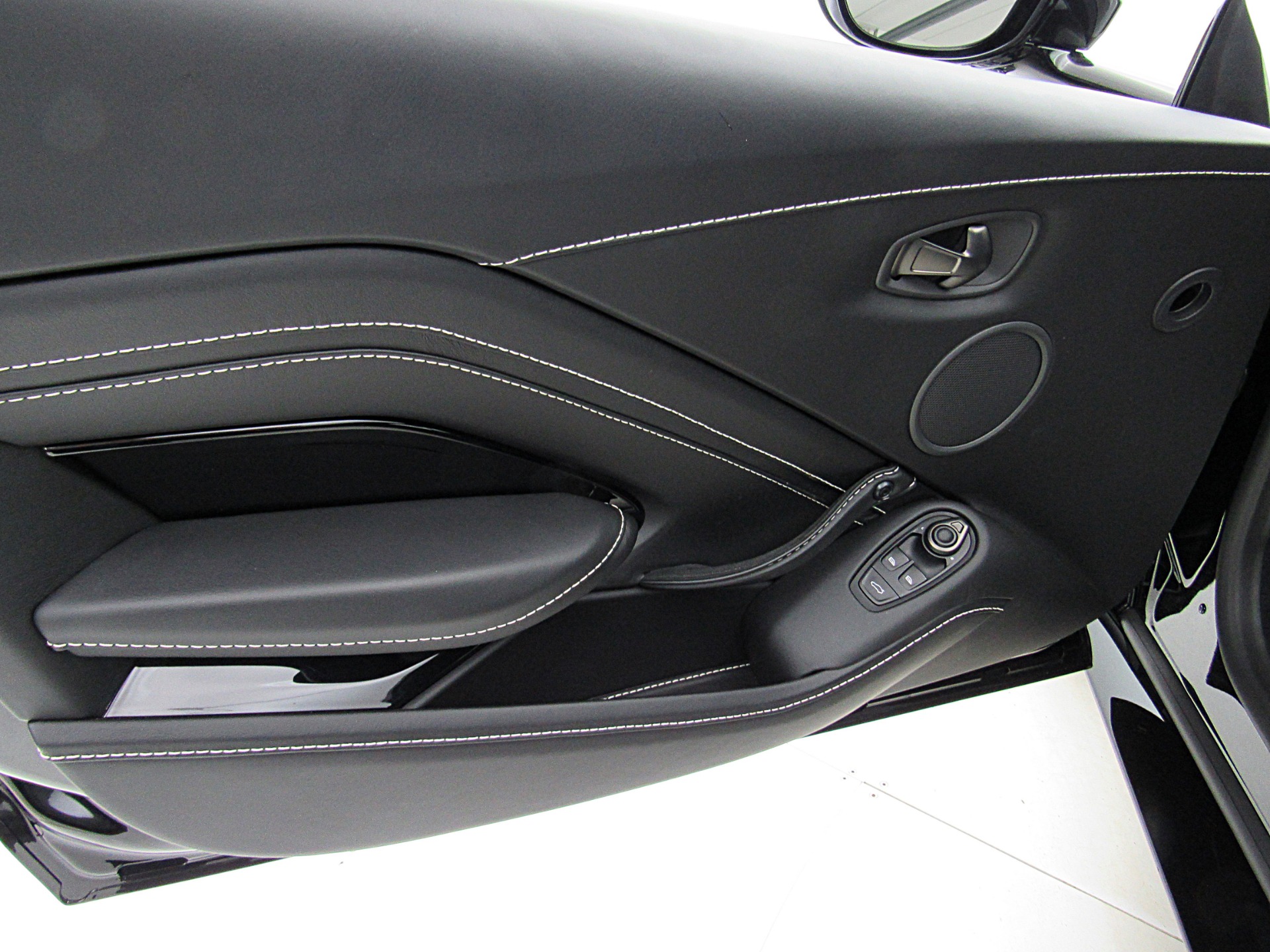 Used 2020 Aston Martin Vantage | St. Petersburg, FL