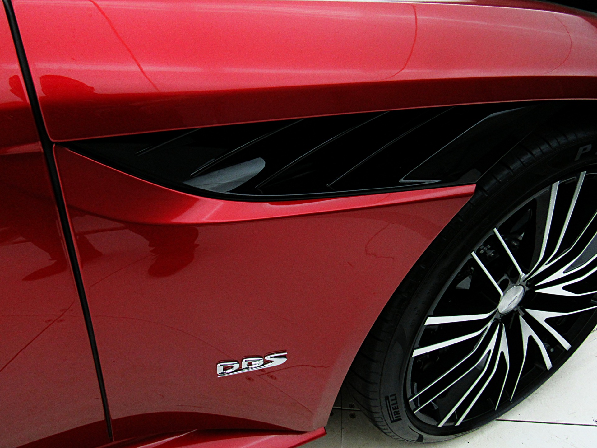 Used 2020 Aston Martin DBS Superleggera | St. Petersburg, FL