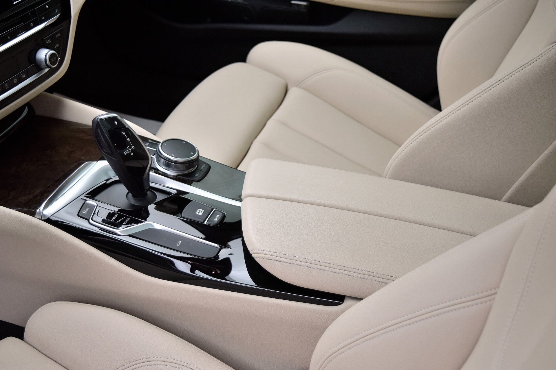 Used 2018 BMW 5 Series 530e xDrive iPerformance | St. Petersburg, FL