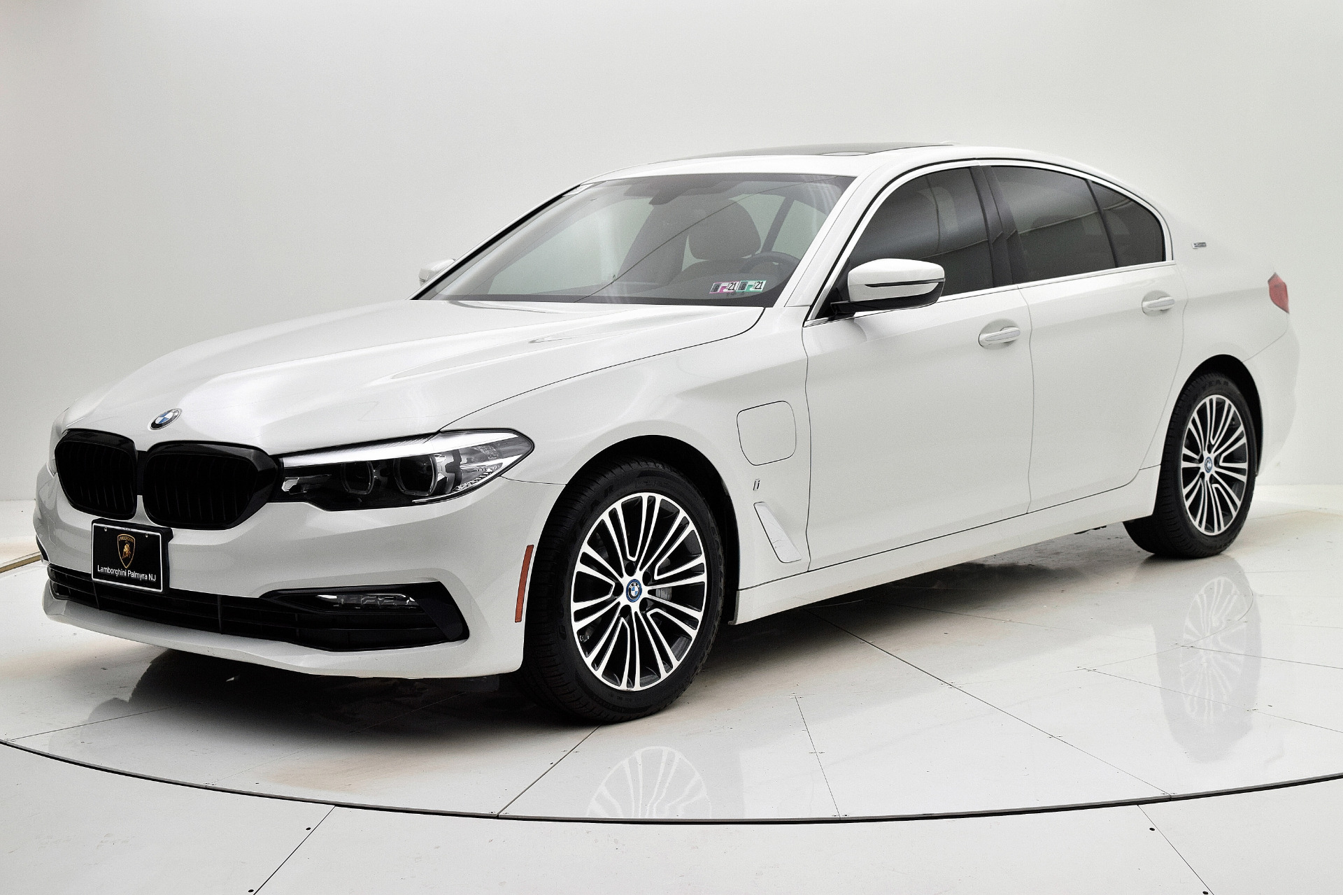 Used 2018 BMW 5 Series 530e xDrive iPerformance | St. Petersburg, FL