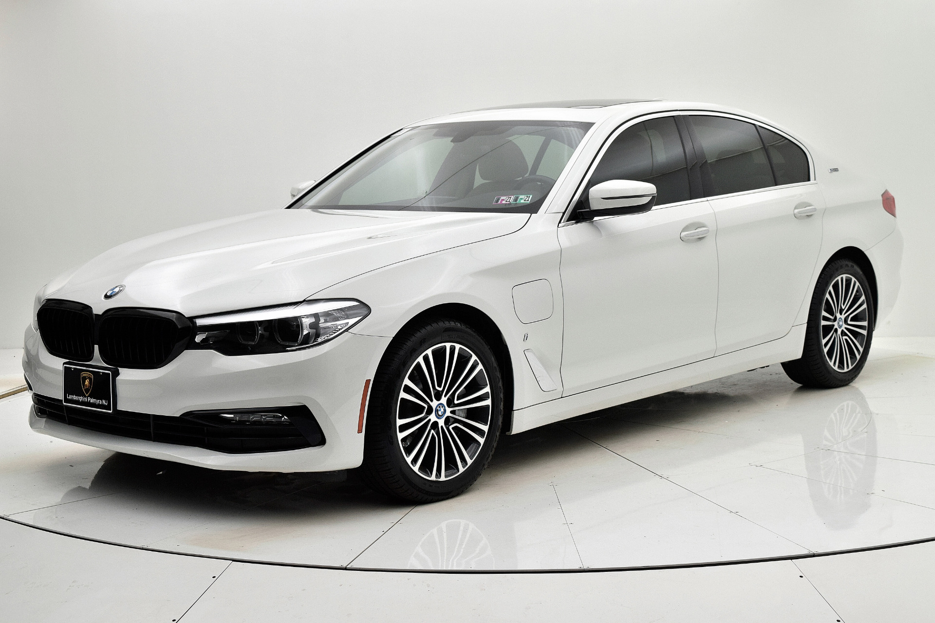 Used 2018 BMW 5 Series 530e xDrive iPerformance | St. Petersburg, FL