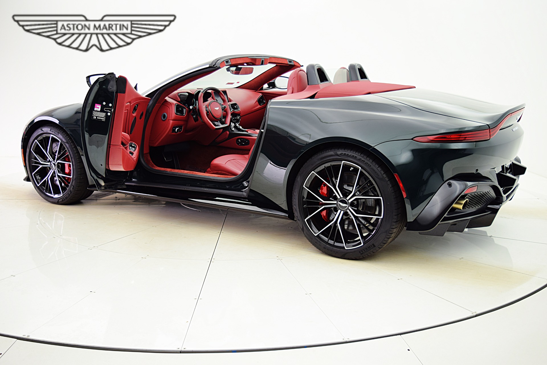 Used 2021 Aston Martin Vantage Roadster | St. Petersburg, FL
