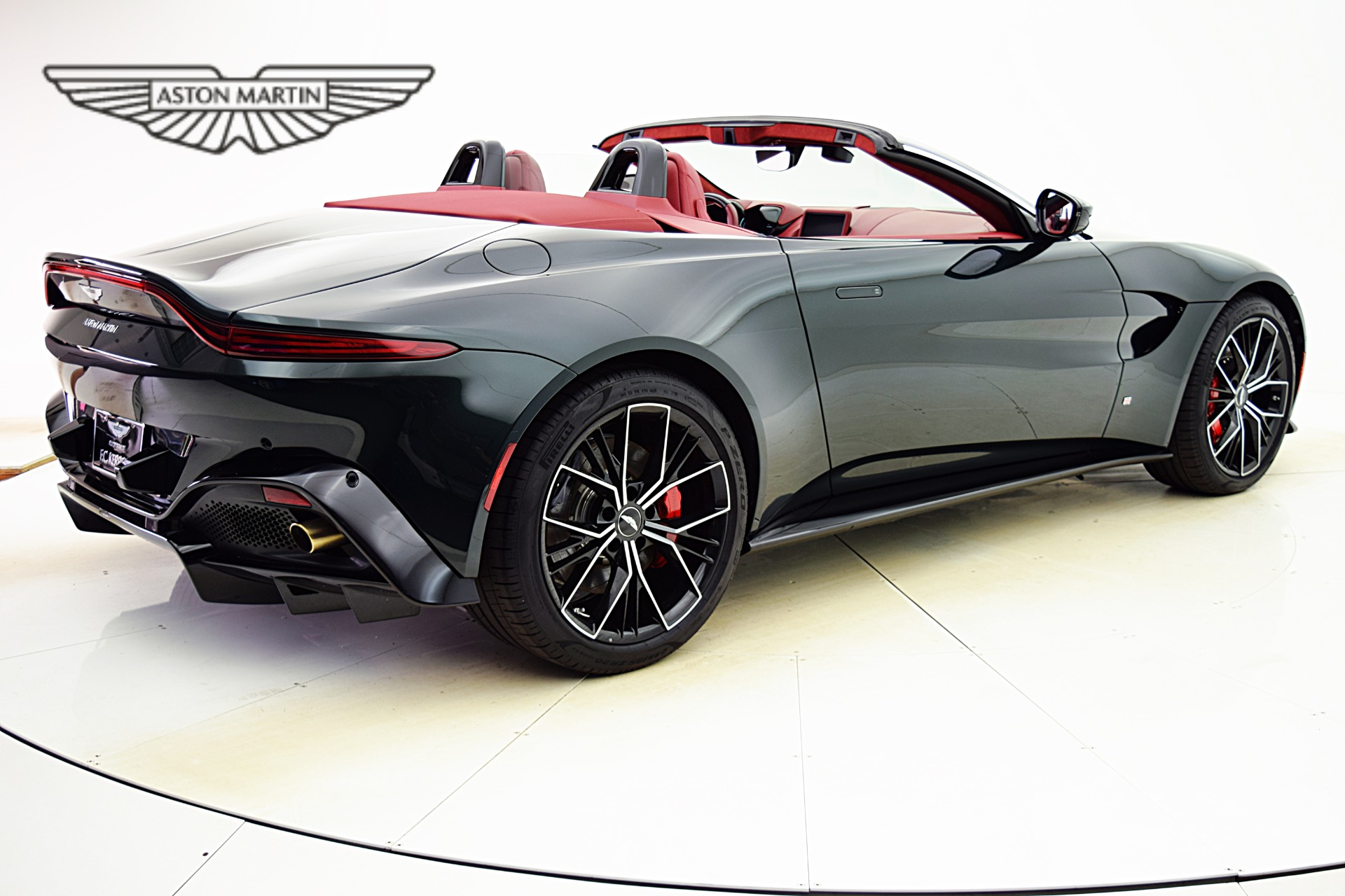 Used 2021 Aston Martin Vantage Roadster | St. Petersburg, FL