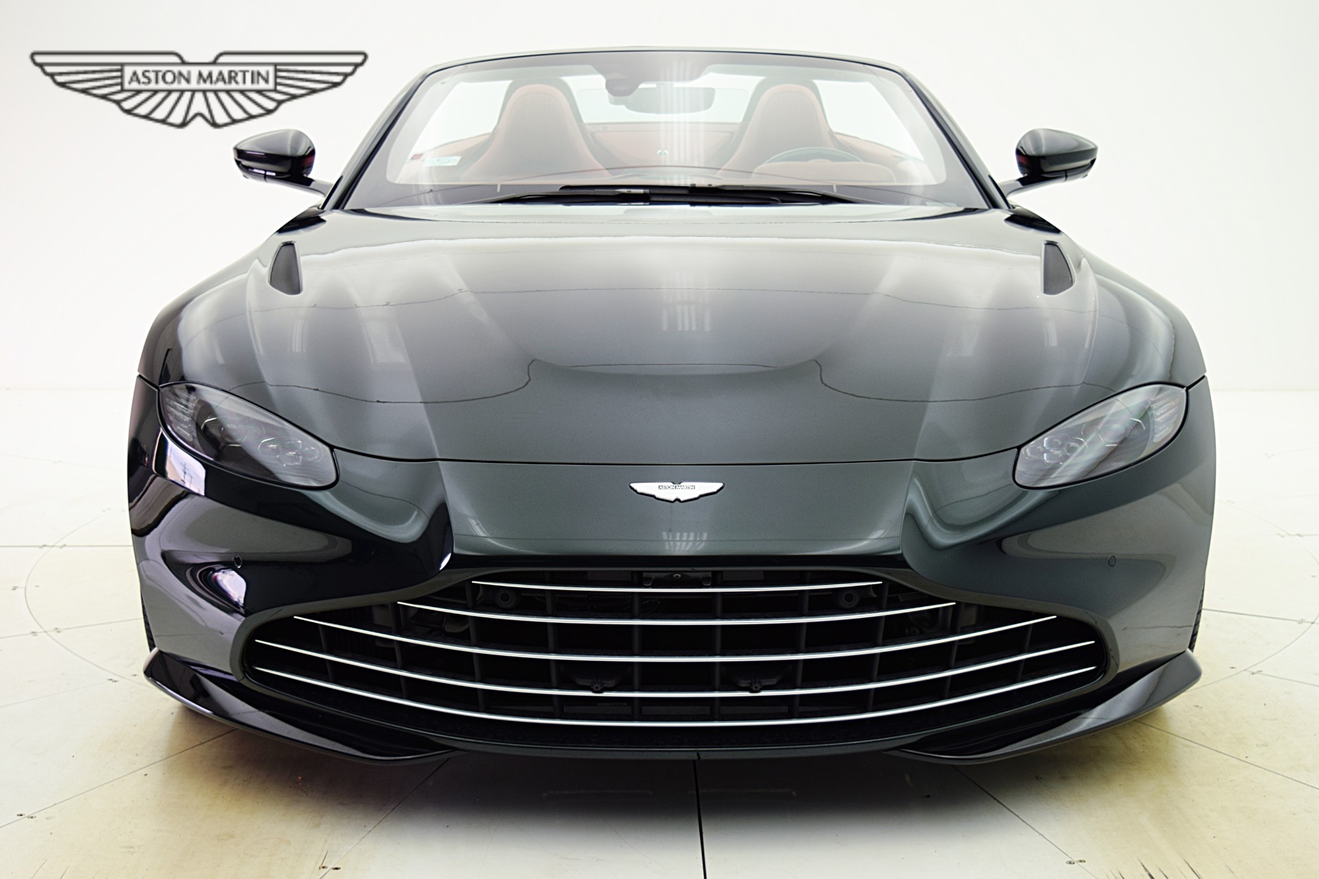 Used 2021 Aston Martin Vantage Roadster | St. Petersburg, FL