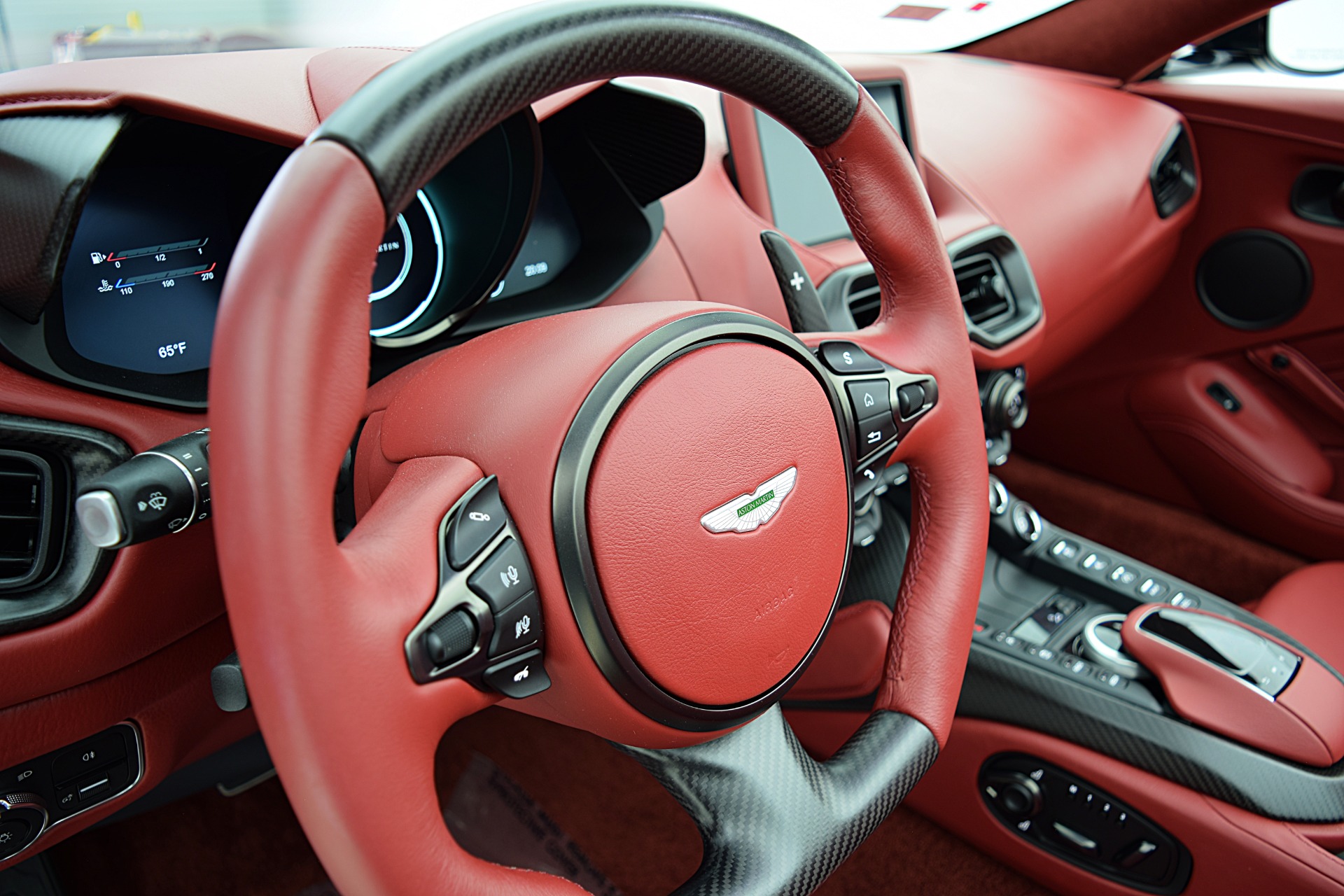 Used 2021 Aston Martin Vantage Roadster | St. Petersburg, FL