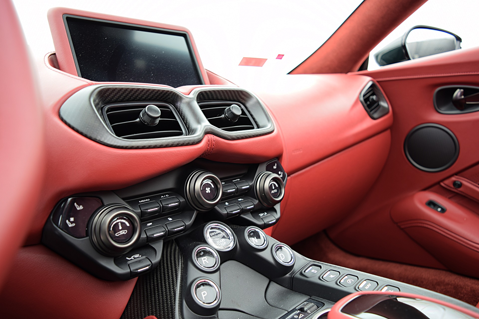 Used 2021 Aston Martin Vantage Roadster | St. Petersburg, FL