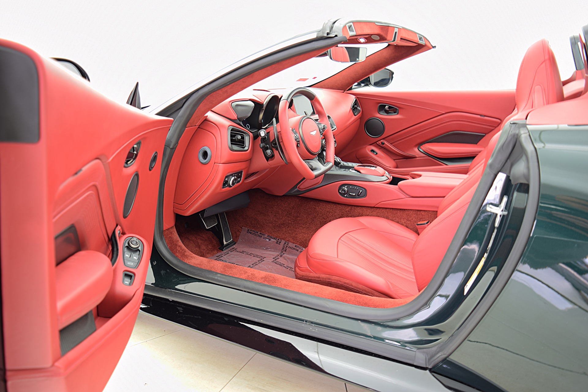 Used 2021 Aston Martin Vantage Roadster | St. Petersburg, FL