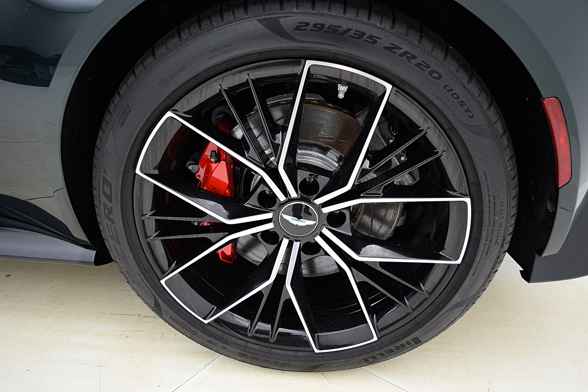 Used 2021 Aston Martin Vantage Roadster | St. Petersburg, FL