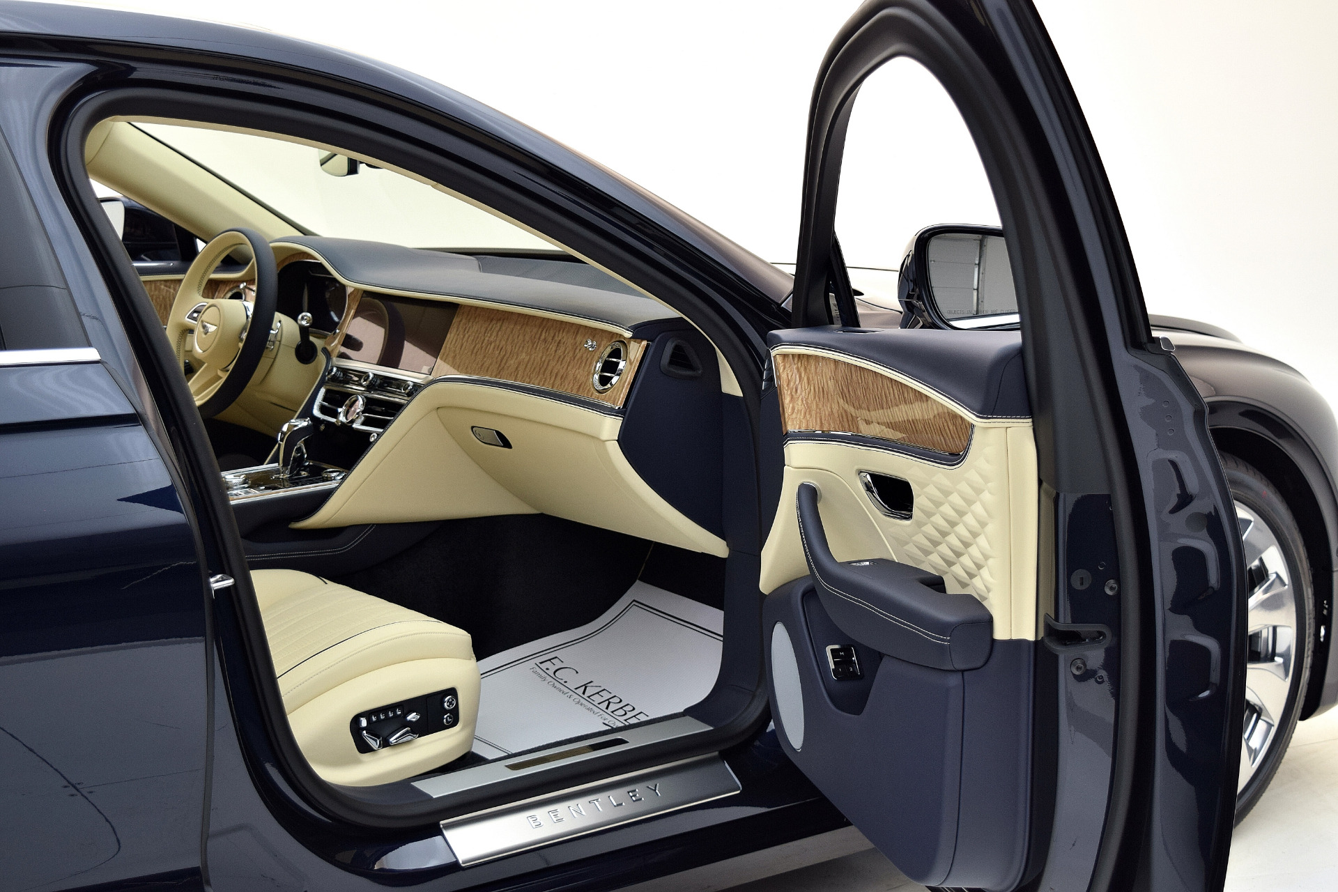 Used 2021 Bentley Flying Spur W12 | St. Petersburg, FL
