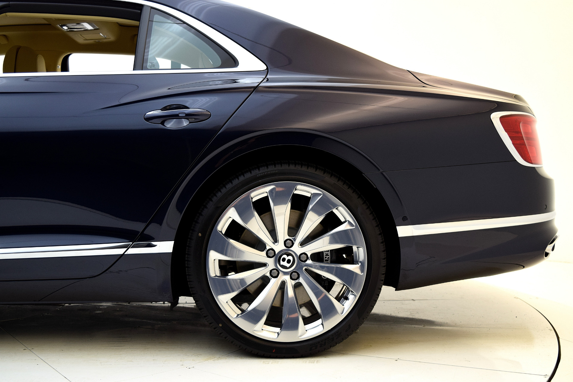 Used 2021 Bentley Flying Spur W12 | St. Petersburg, FL