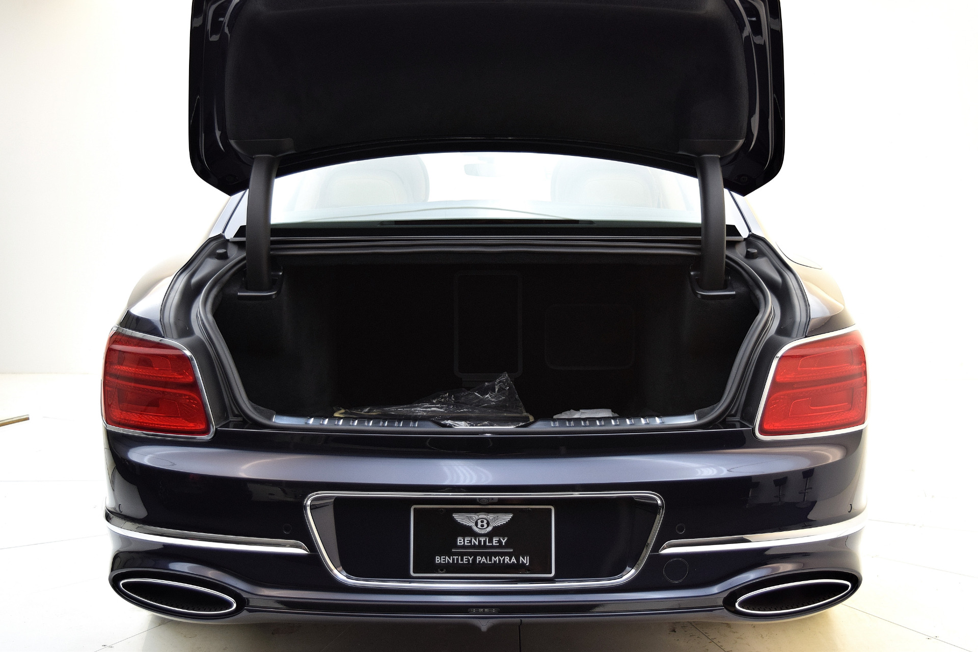 Used 2021 Bentley Flying Spur W12 | St. Petersburg, FL