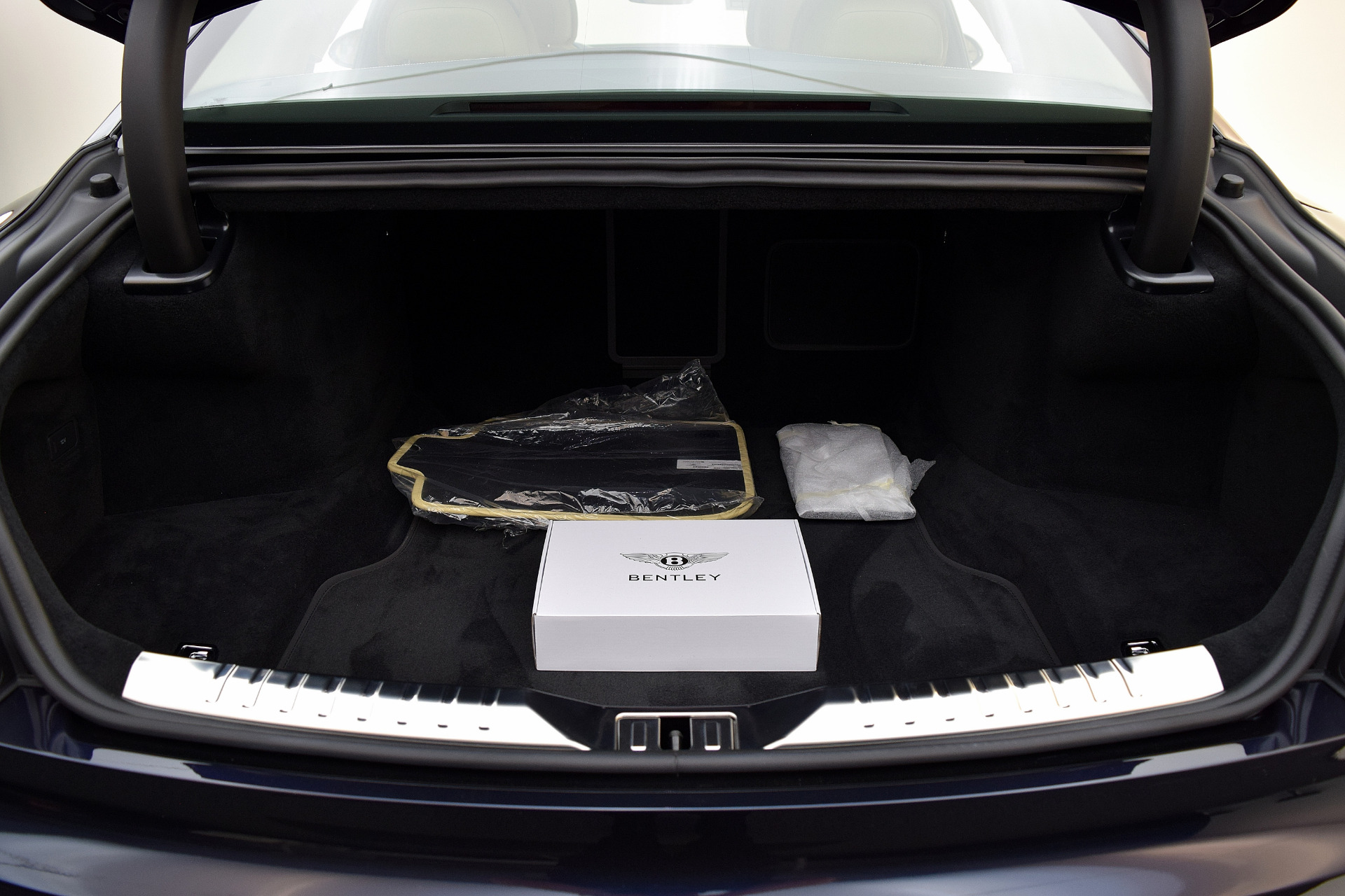 Used 2021 Bentley Flying Spur W12 | St. Petersburg, FL
