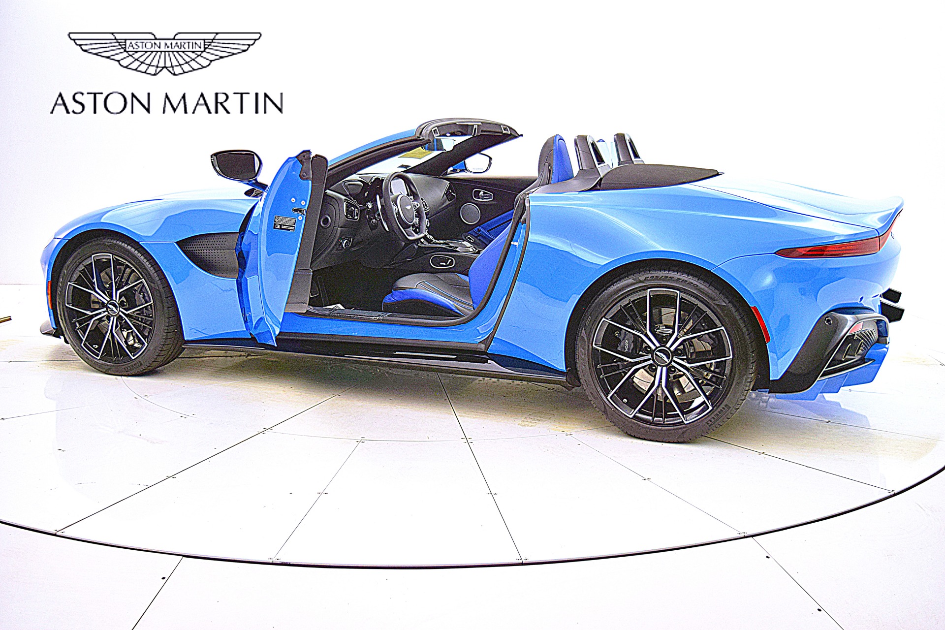 Used 2021 Aston Martin Vantage | St. Petersburg, FL