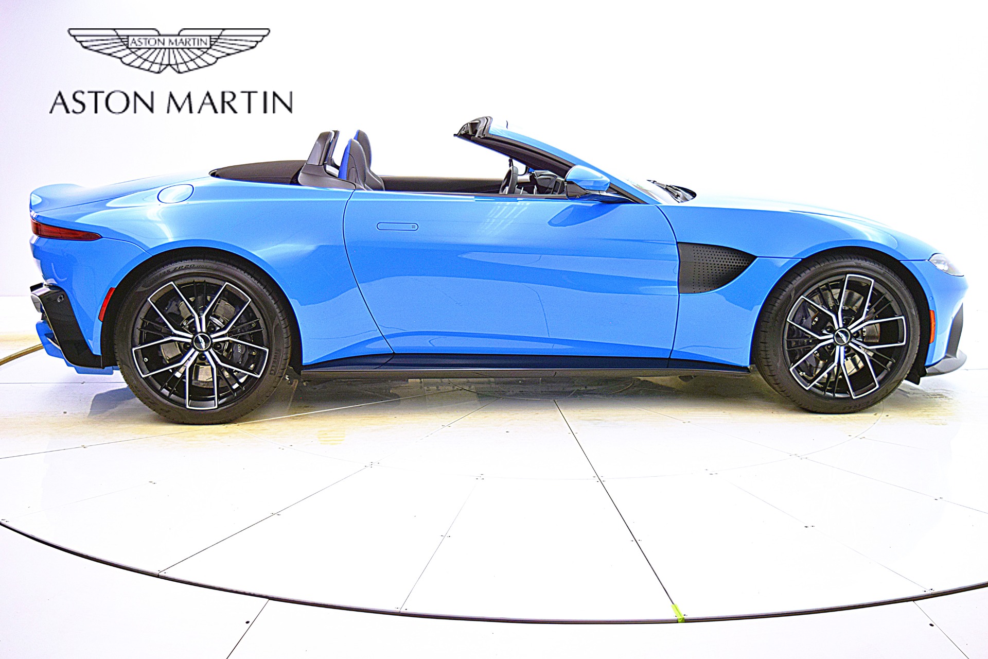 Used 2021 Aston Martin Vantage | St. Petersburg, FL