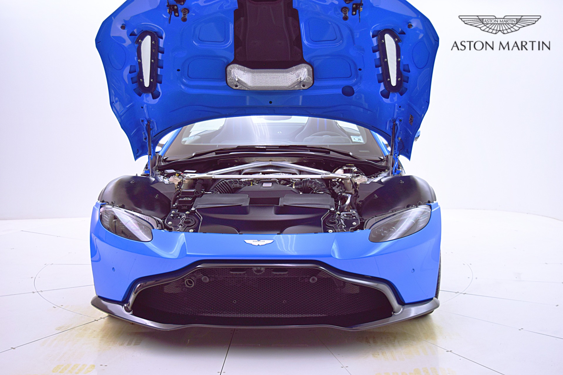 Used 2021 Aston Martin Vantage | St. Petersburg, FL