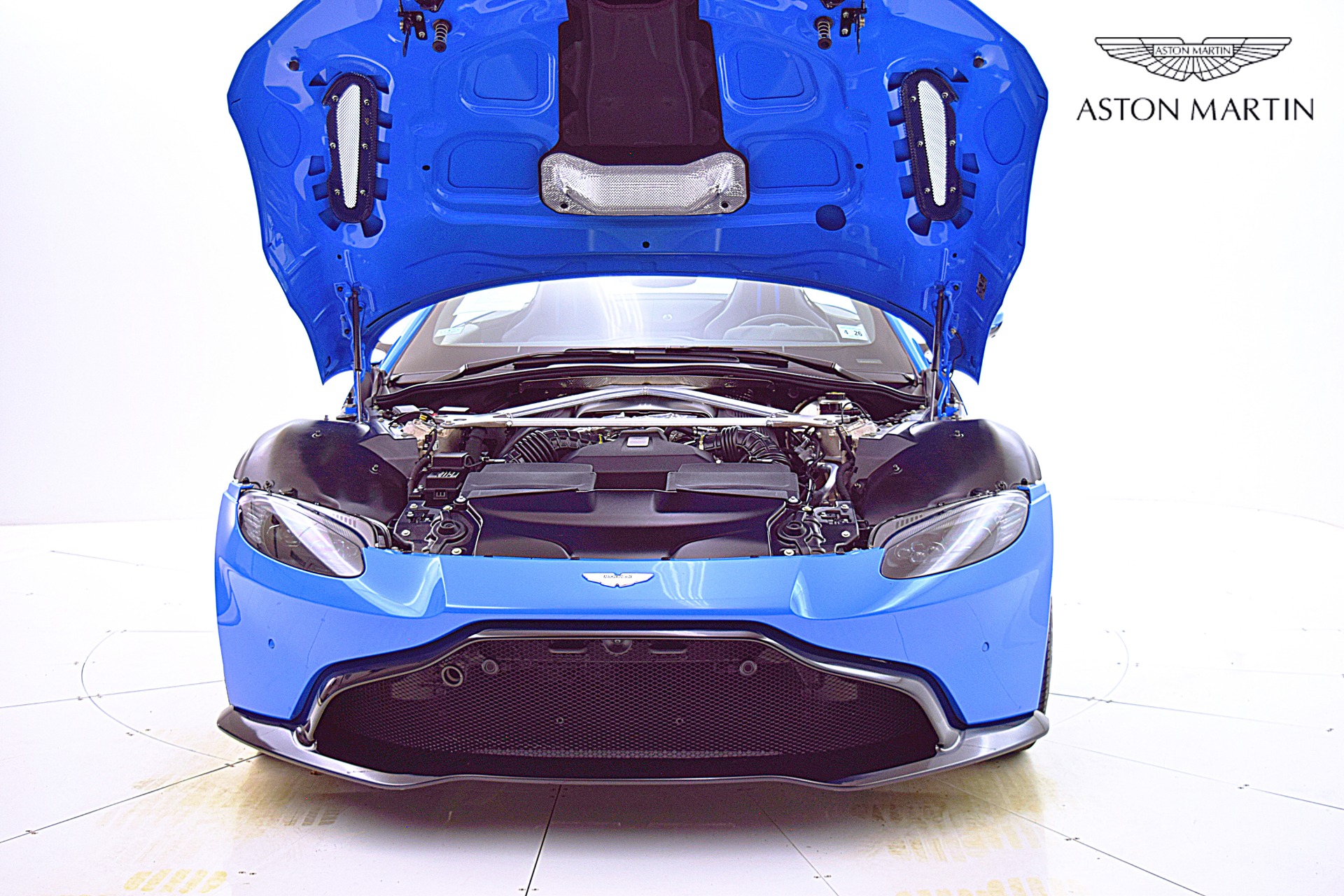 Used 2021 Aston Martin Vantage | St. Petersburg, FL