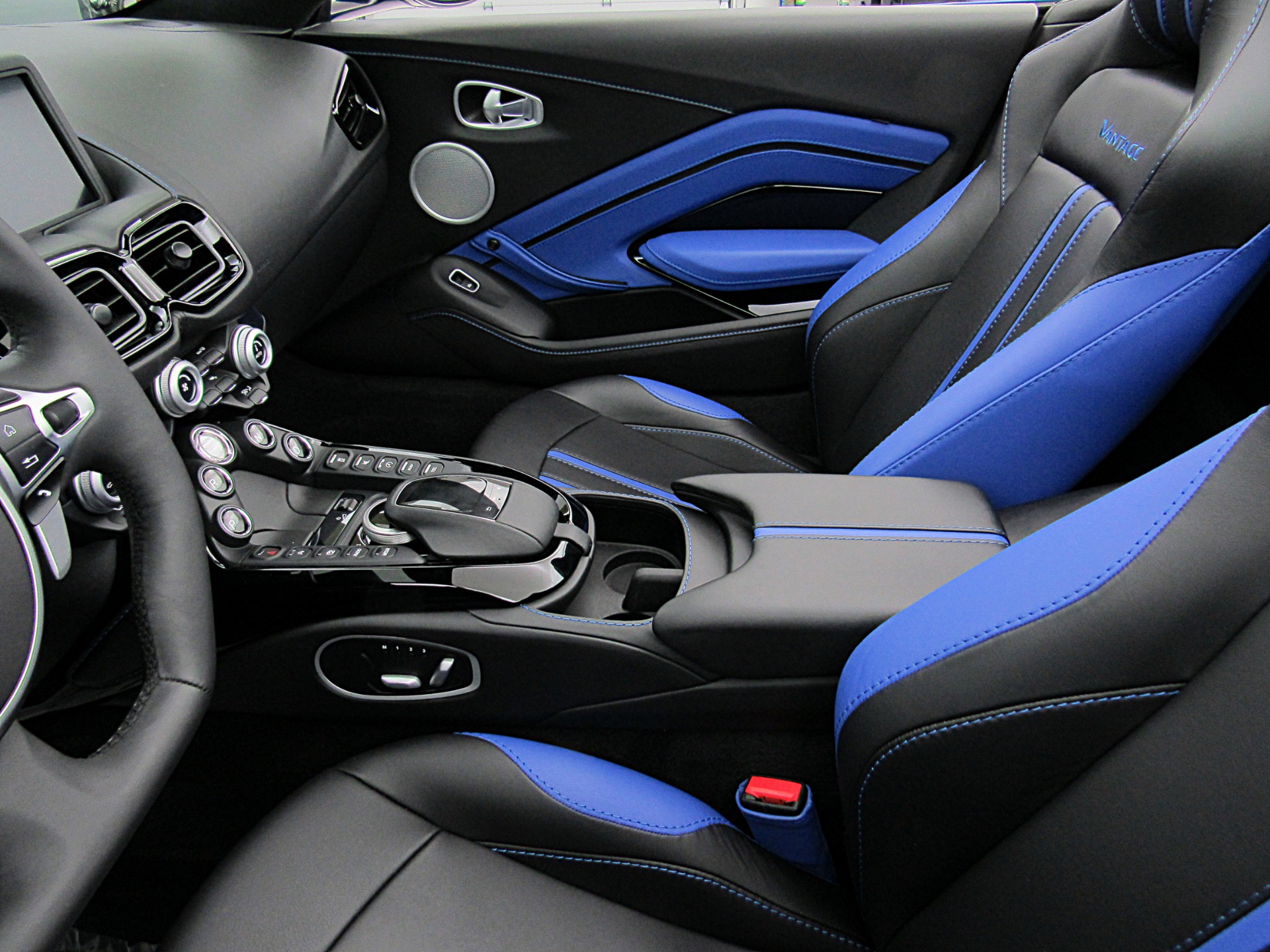 Used 2021 Aston Martin Vantage | St. Petersburg, FL