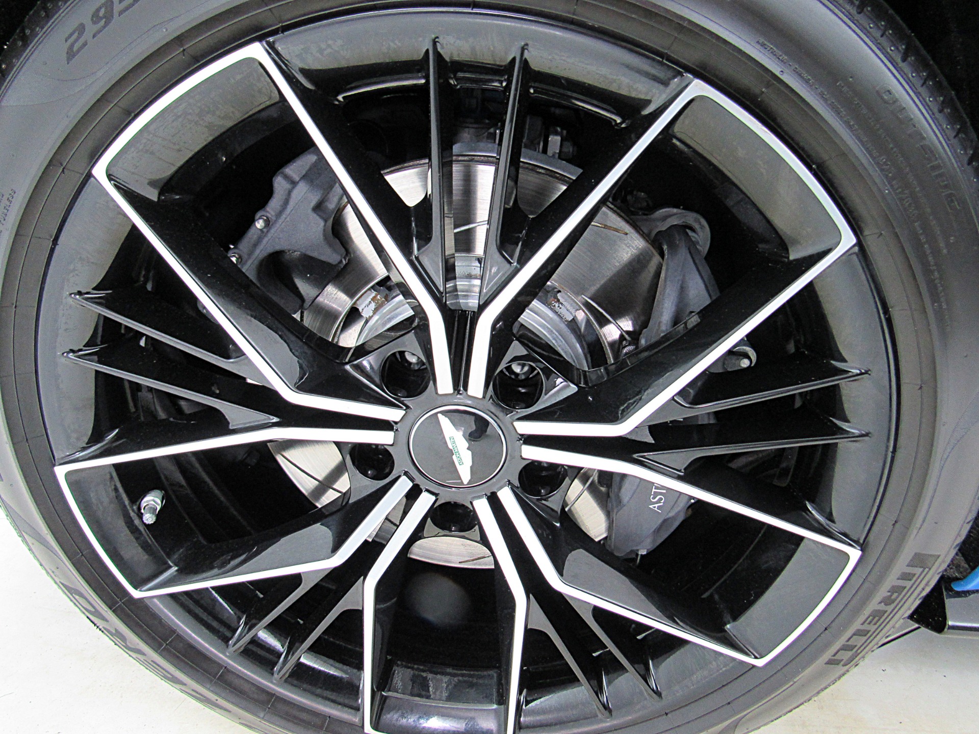 Used 2021 Aston Martin Vantage | St. Petersburg, FL