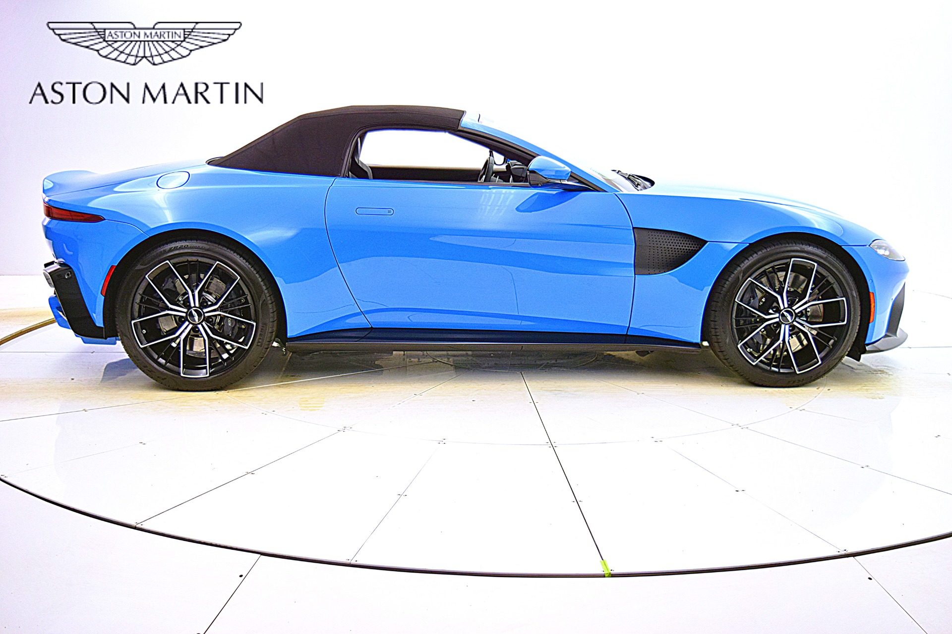 Used 2021 Aston Martin Vantage | St. Petersburg, FL