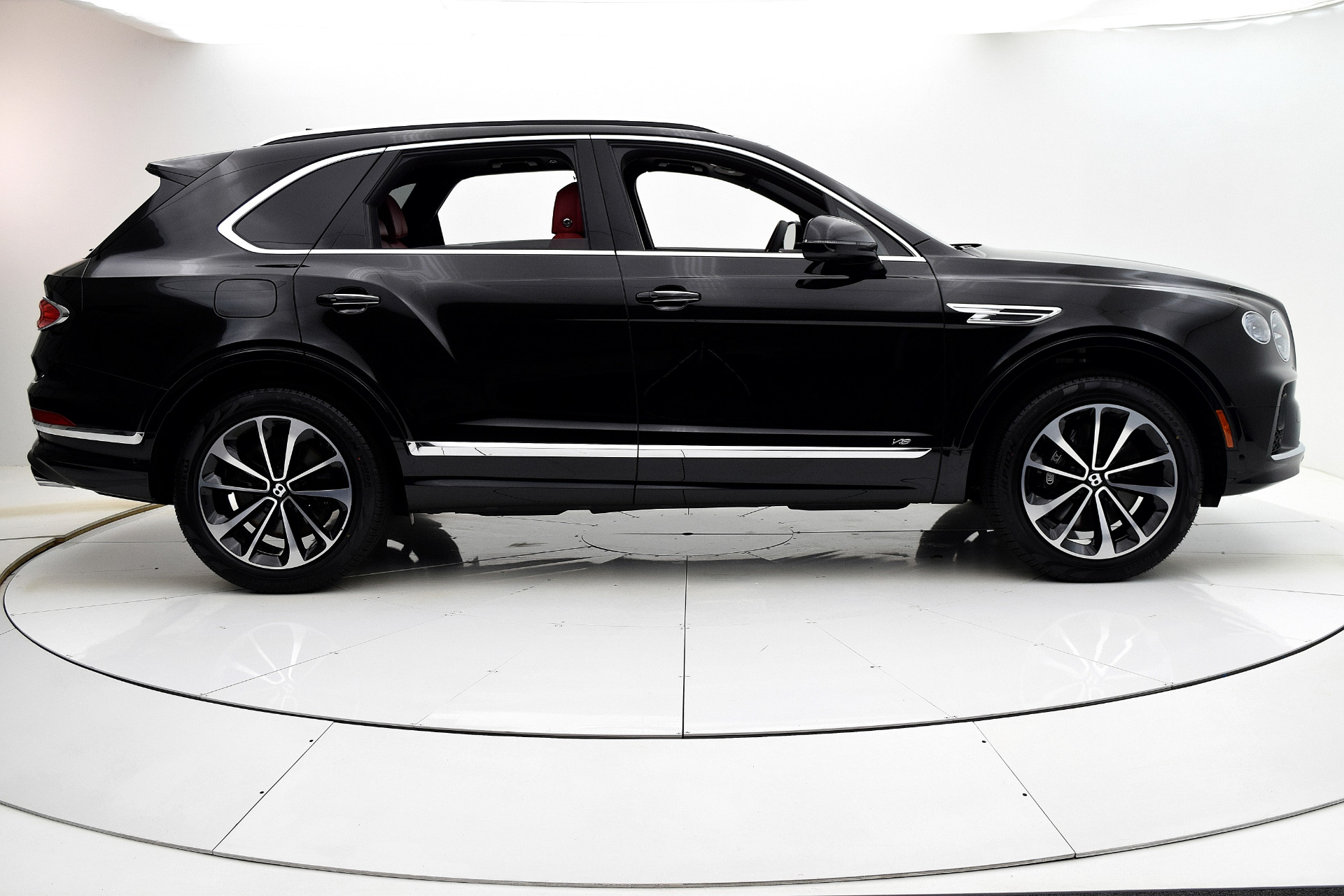 New 2021 Bentley Bentayga V8 | St. Petersburg, FL