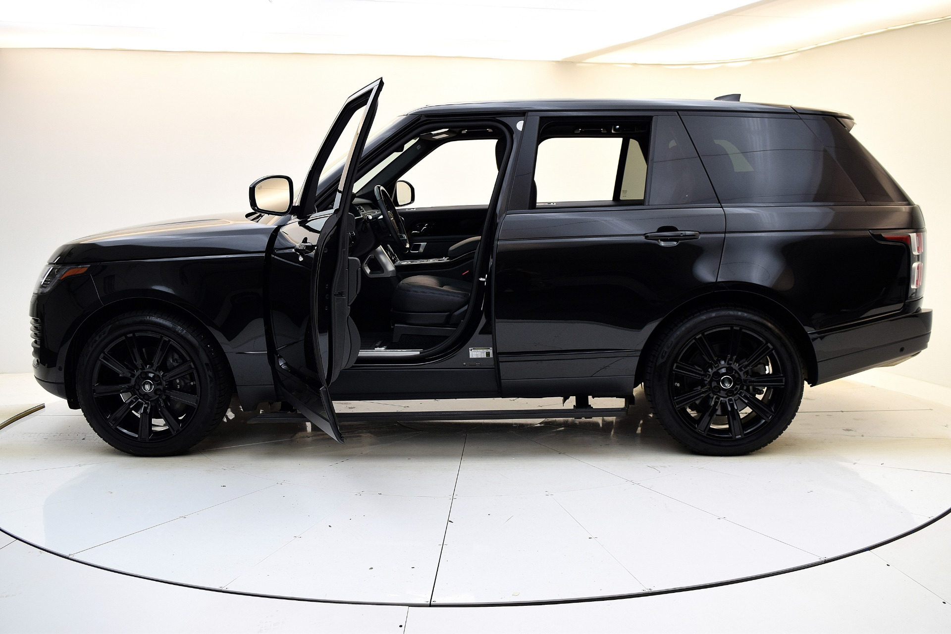 Used 2019 Land Rover Range Rover SC | St. Petersburg, FL