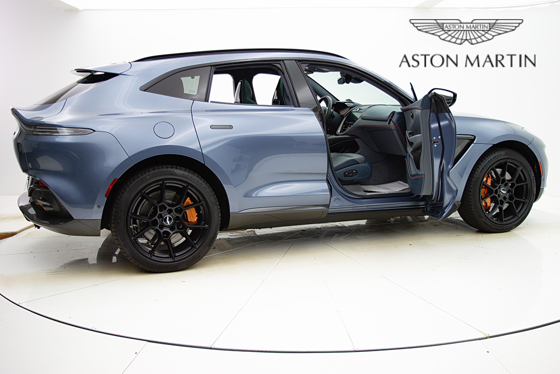 Used 2021 Aston Martin DBX | St. Petersburg, FL
