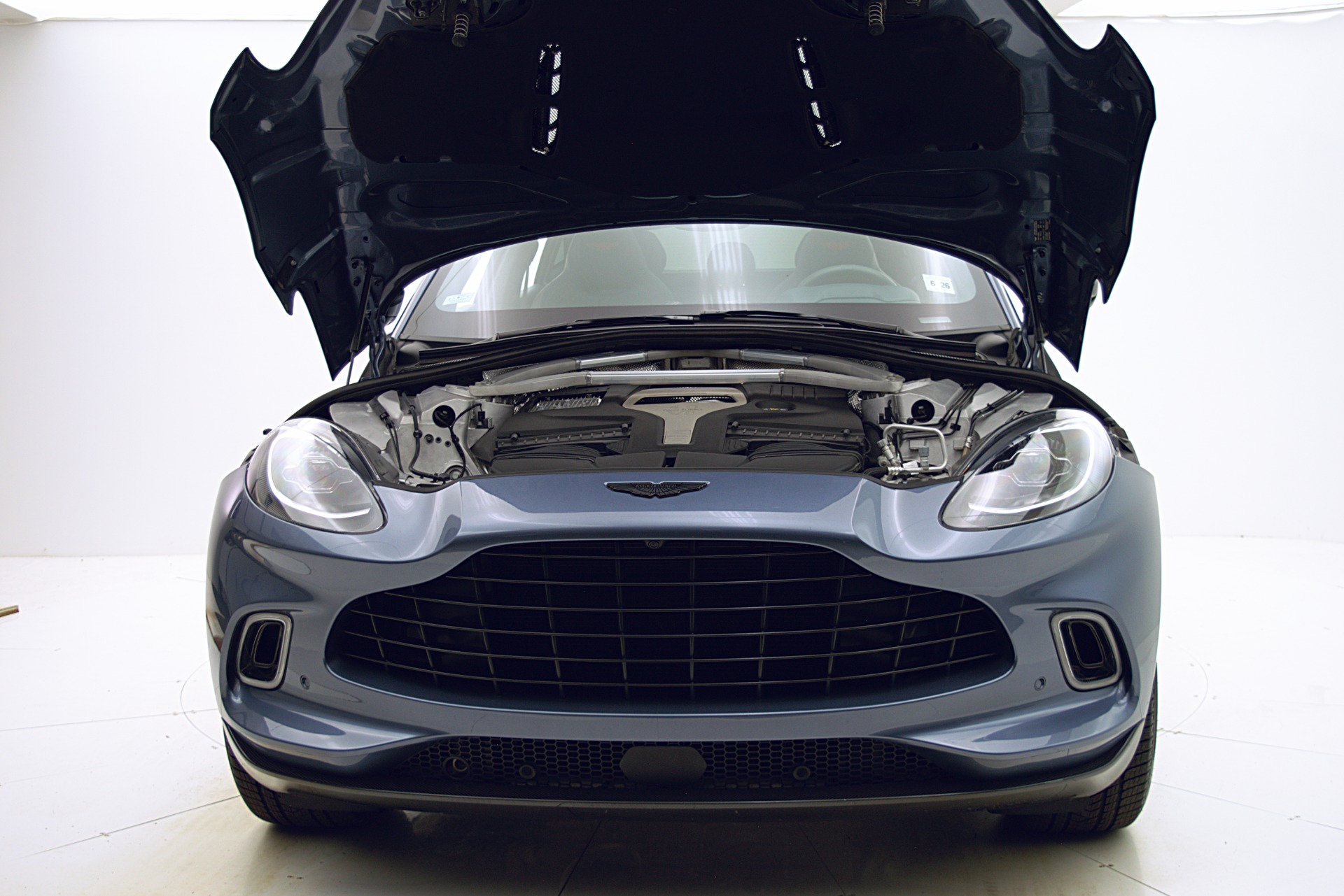 Used 2021 Aston Martin DBX | St. Petersburg, FL