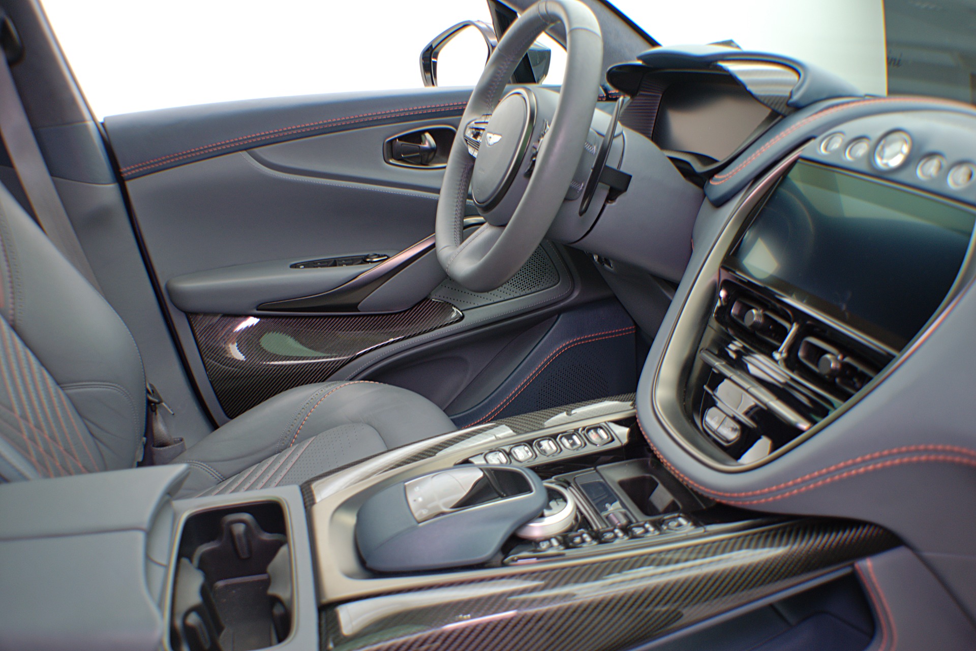 Used 2021 Aston Martin DBX | St. Petersburg, FL