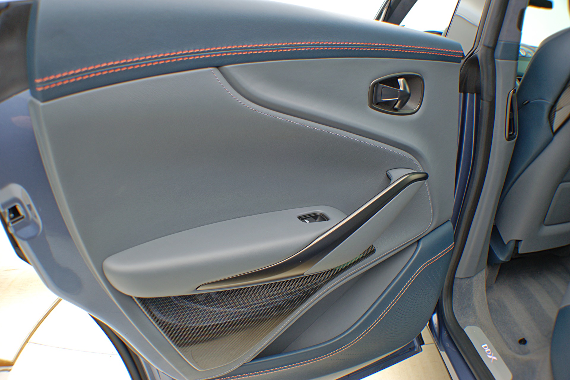 Used 2021 Aston Martin DBX | St. Petersburg, FL