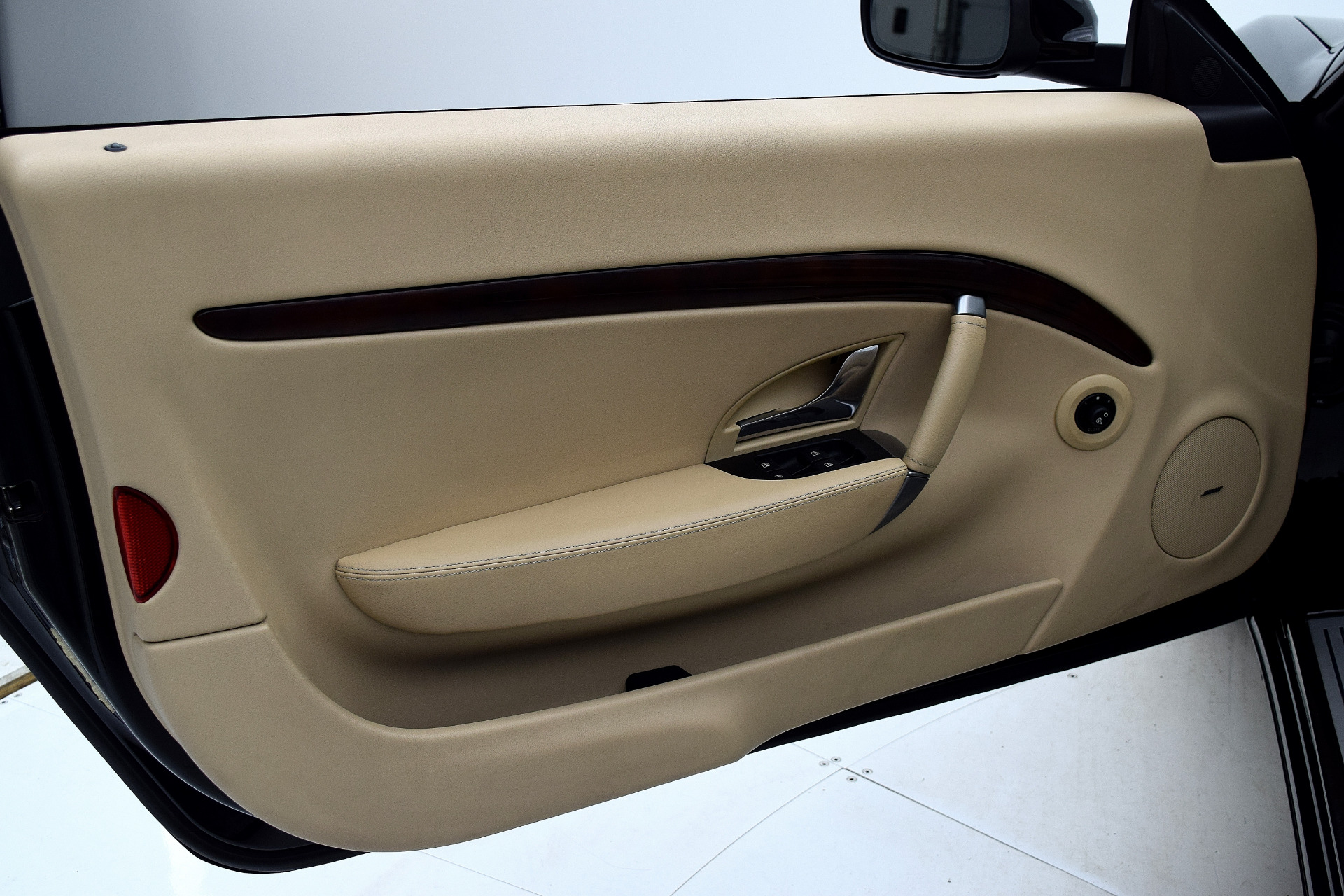 Used 2011 Maserati GranTurismo Convertible | St. Petersburg, FL