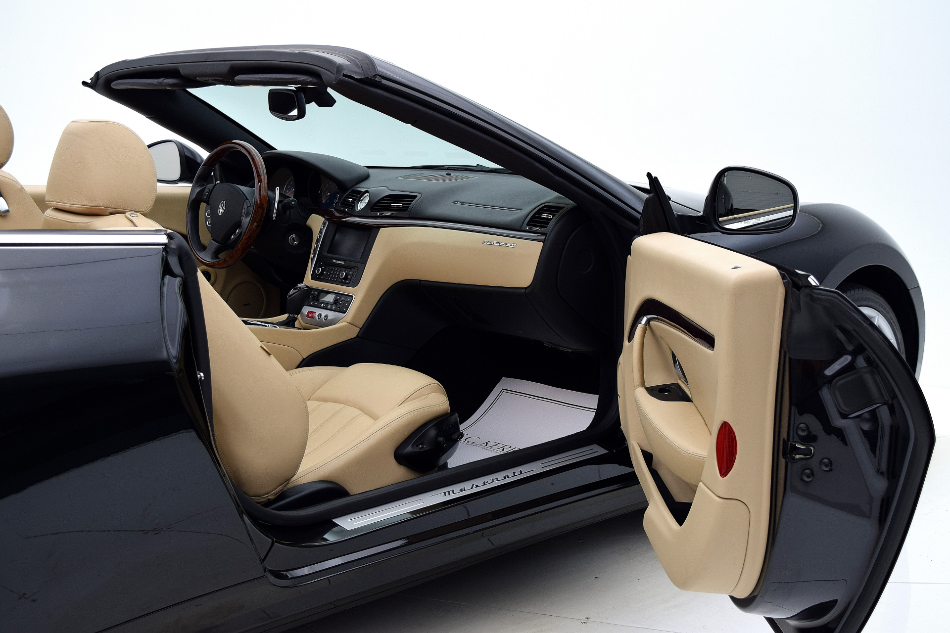 Used 2011 Maserati GranTurismo Convertible | St. Petersburg, FL