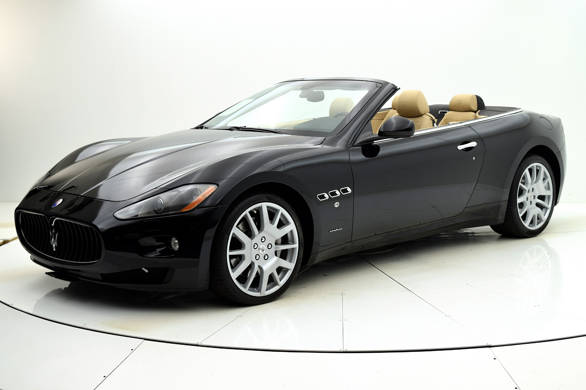 Used 2011 Maserati GranTurismo Convertible | St. Petersburg, FL