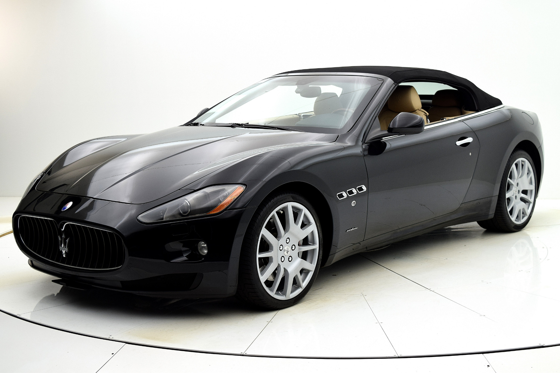 Used 2011 Maserati GranTurismo Convertible | St. Petersburg, FL