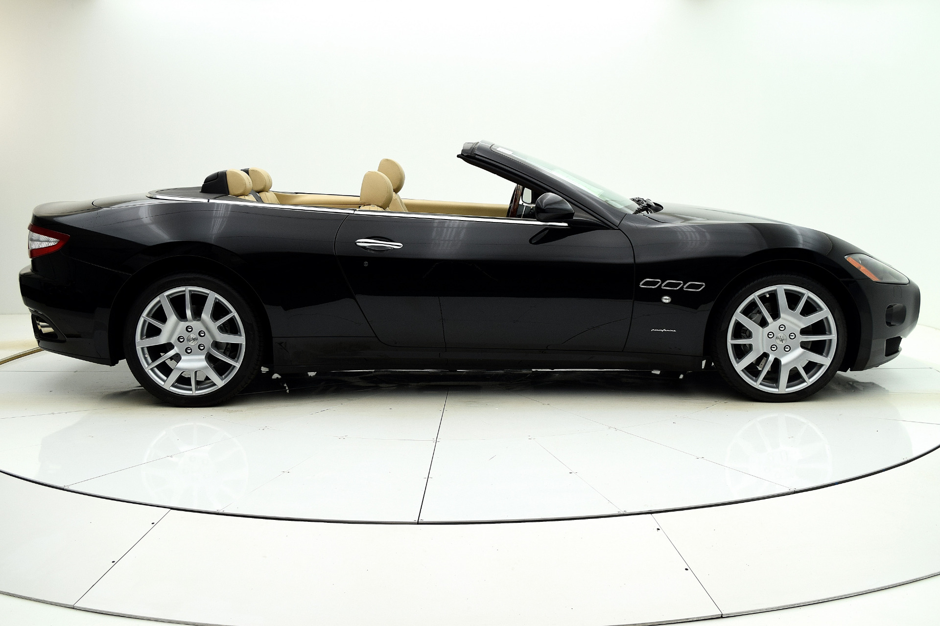 Used 2011 Maserati GranTurismo Convertible | St. Petersburg, FL