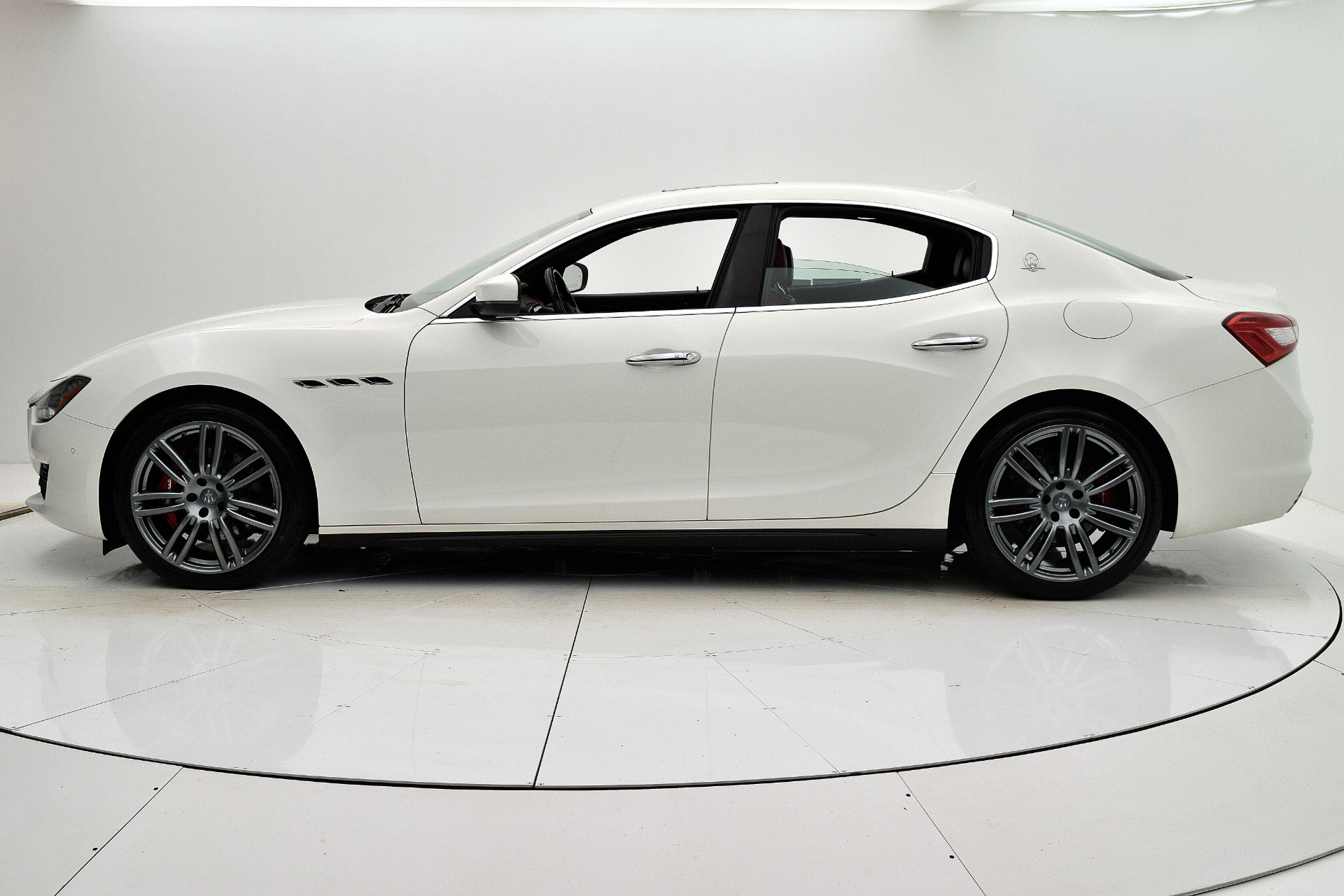 Used 2018 Maserati Ghibli SQ4 | St. Petersburg, FL