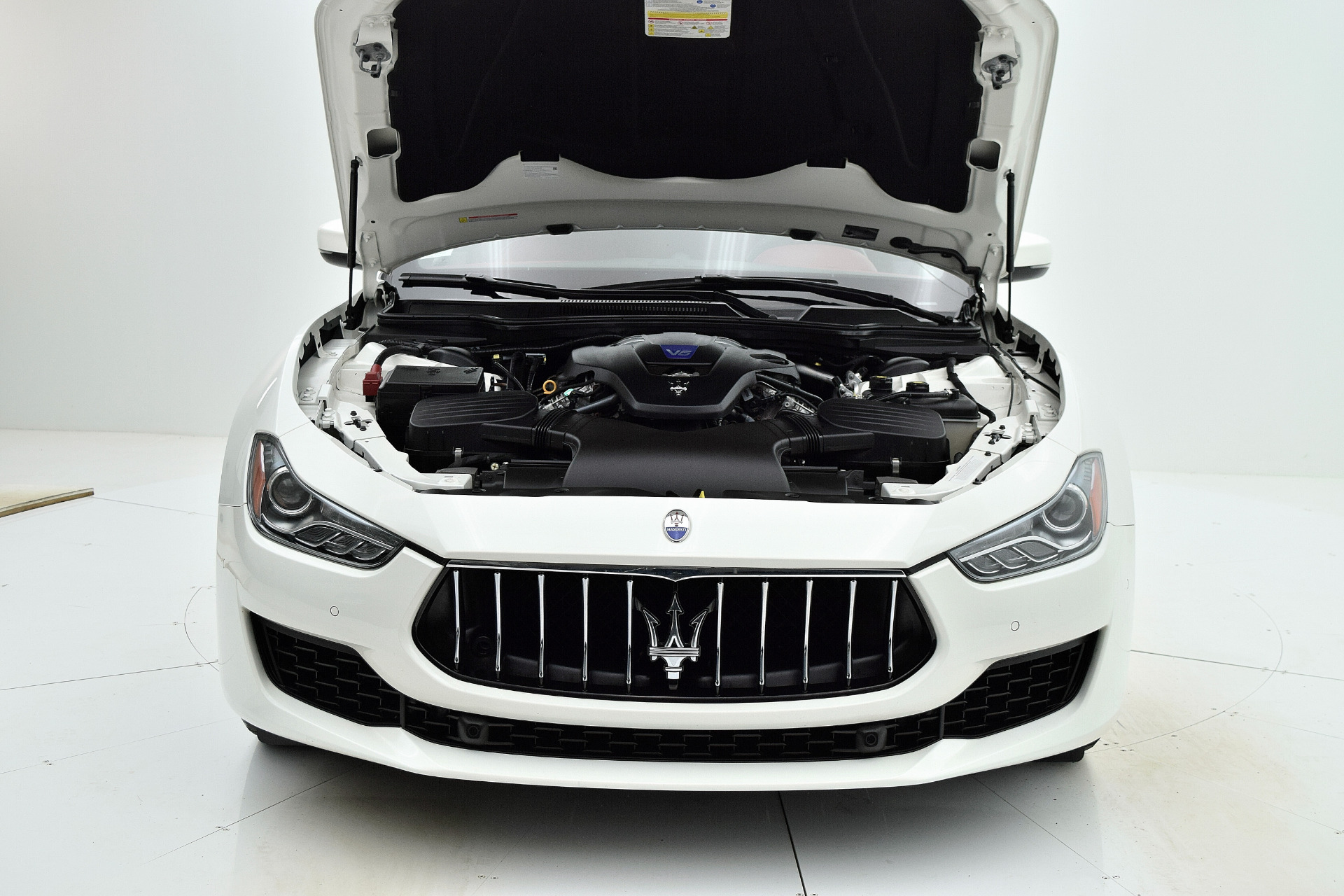 Used 2018 Maserati Ghibli SQ4 | St. Petersburg, FL